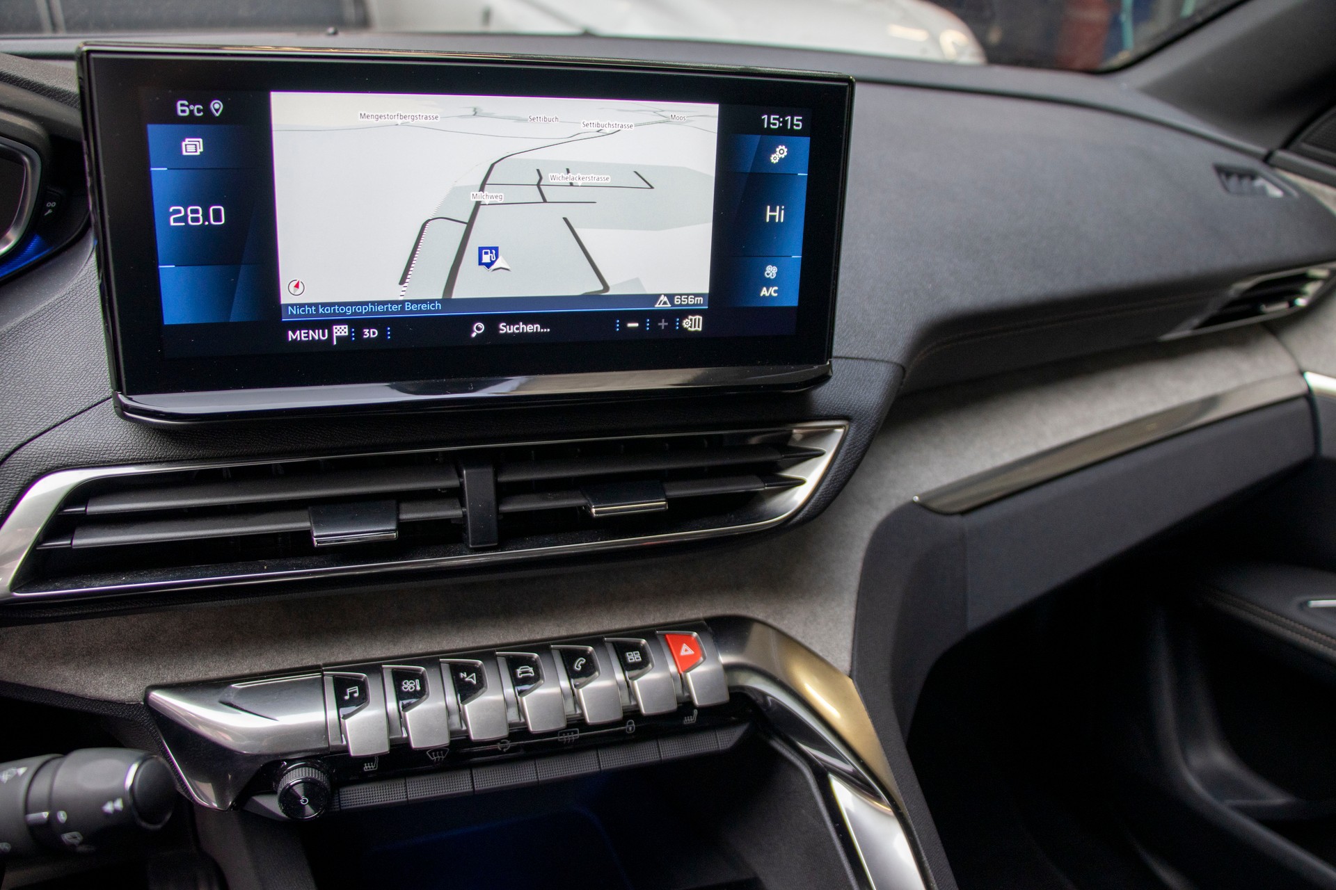 PEUGEOT 3008 1.2 PureTech GT EAT8-image-7