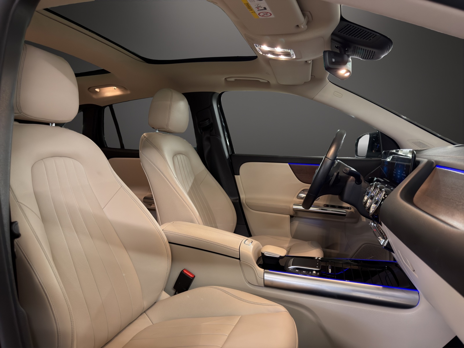 MERCEDES-BENZ GLA 250 Progressive 8G-DCT-image-13