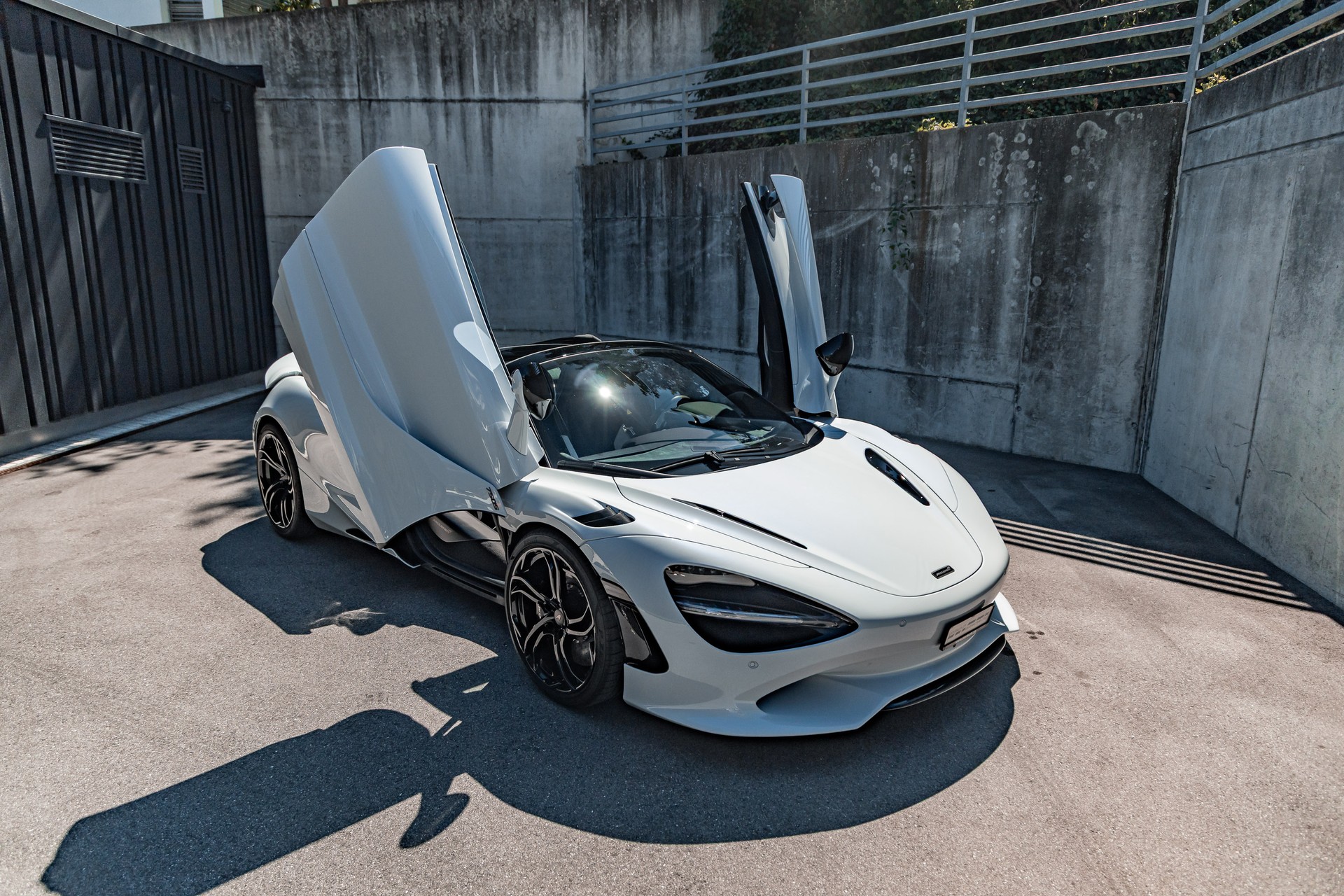 McLAREN Spider MSO-image-23