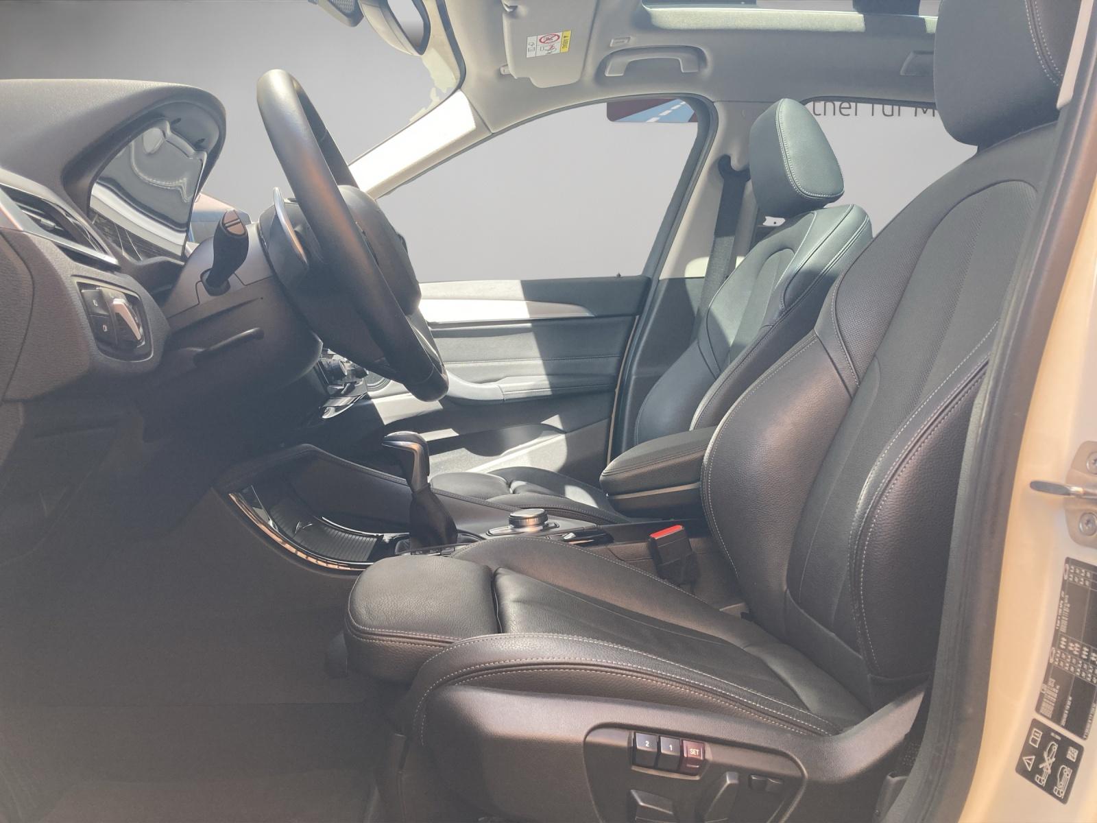 BMW X1 F48 25i xDrive-image-8