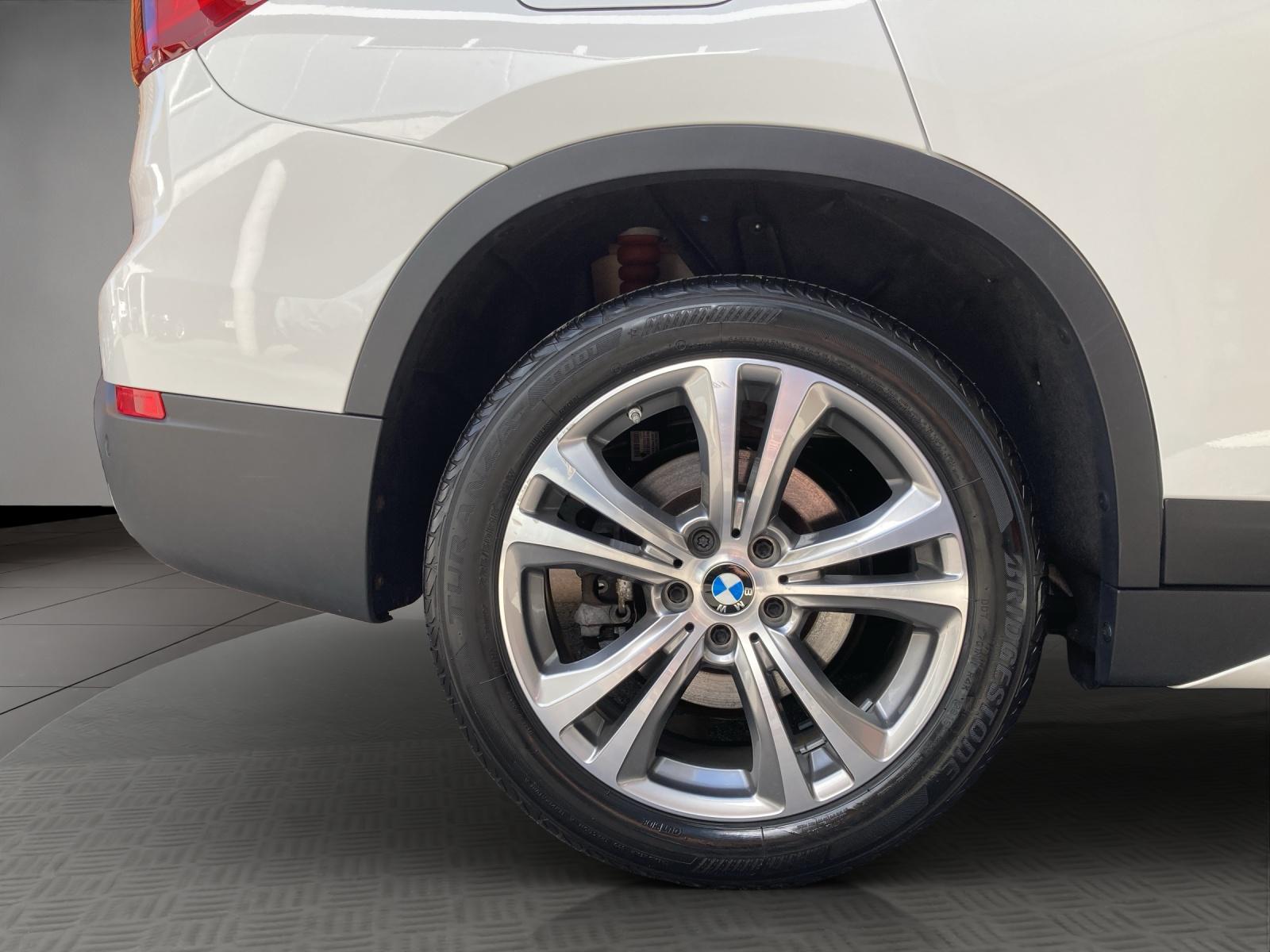 BMW X1 F48 25i xDrive-image-21