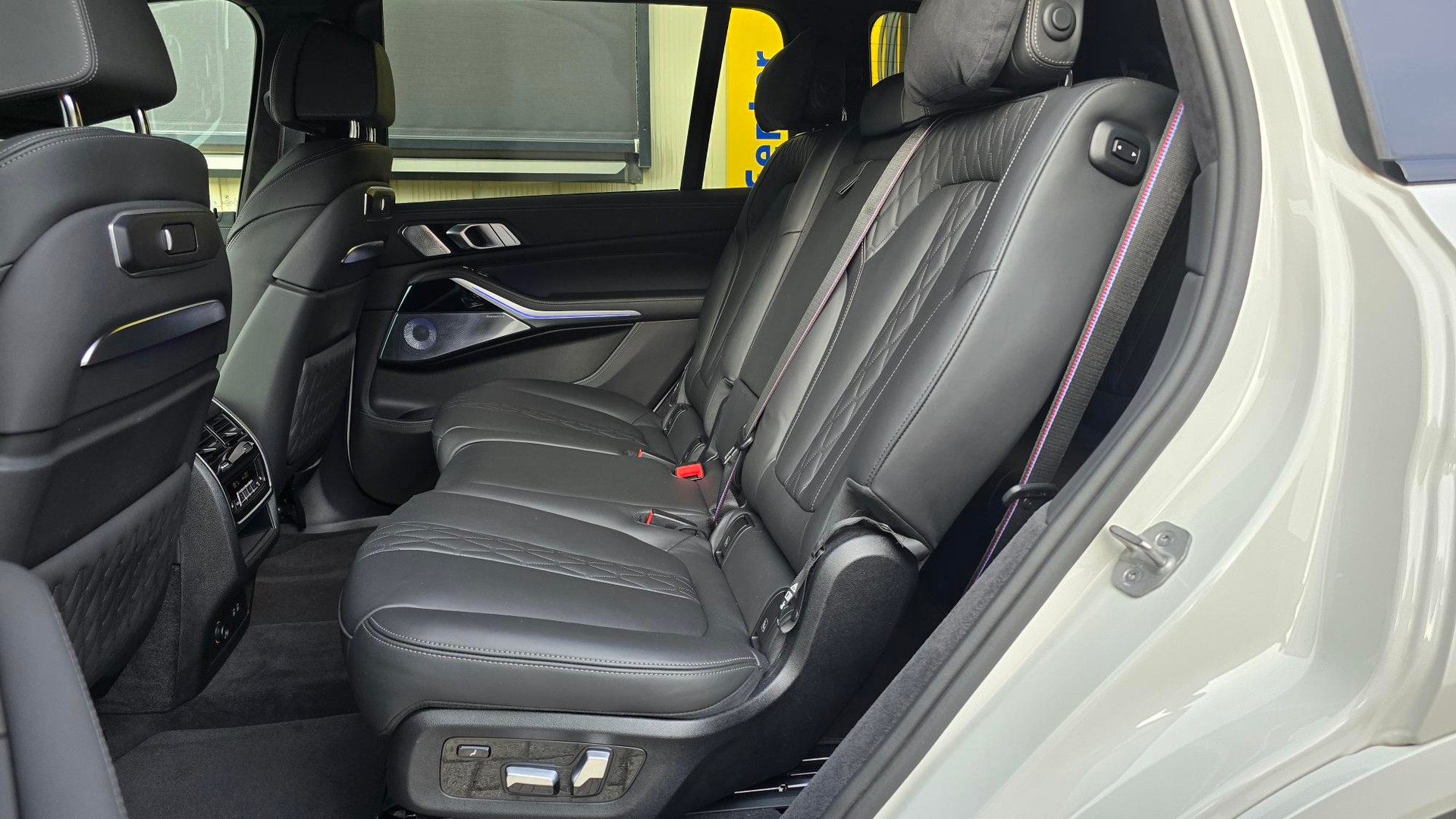 BMW X7 xDrive 48V 40d M Sport Pro Steptronic-image-15
