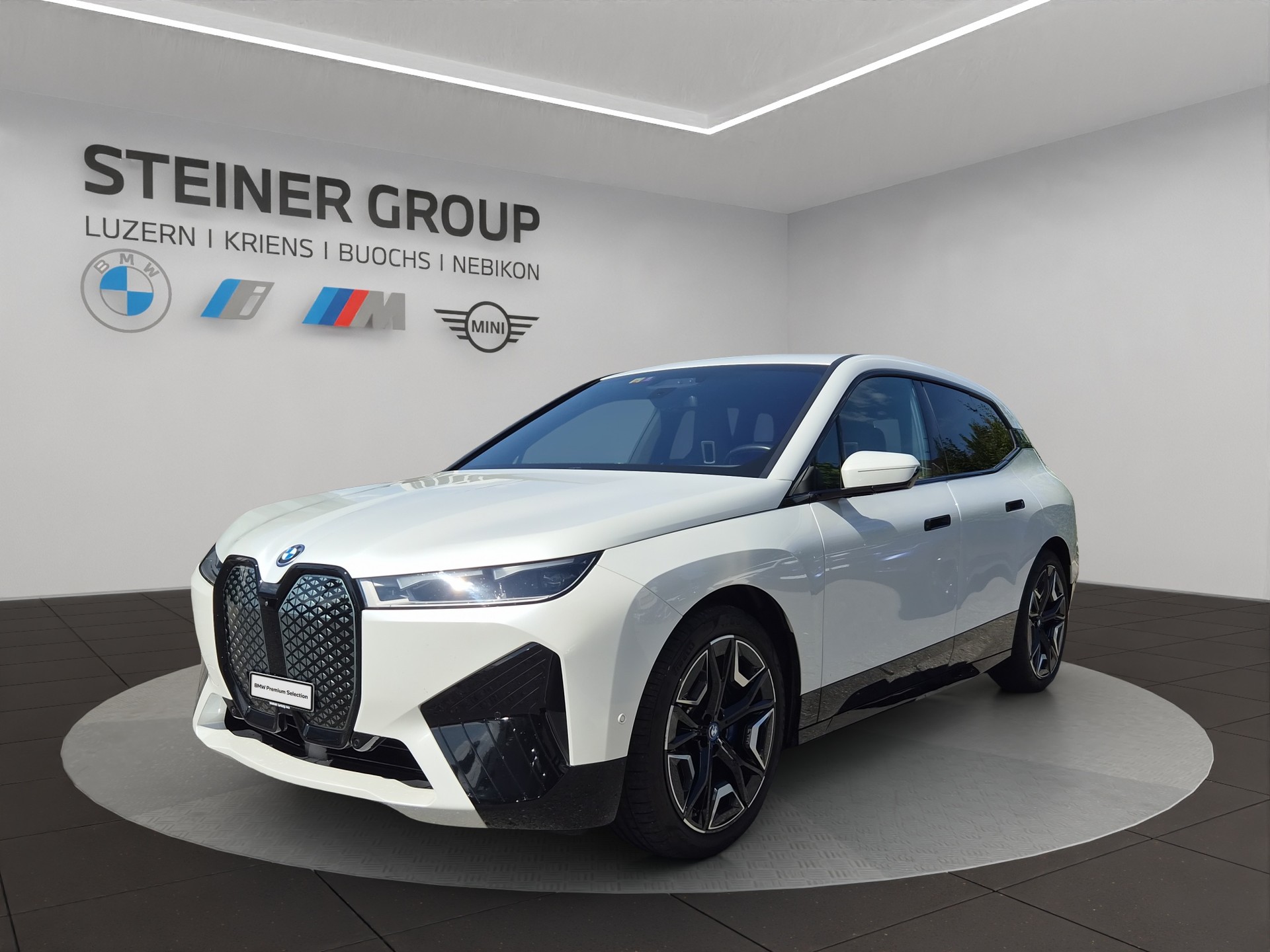 BMW iX xDrive40 Launch Edition-image-0