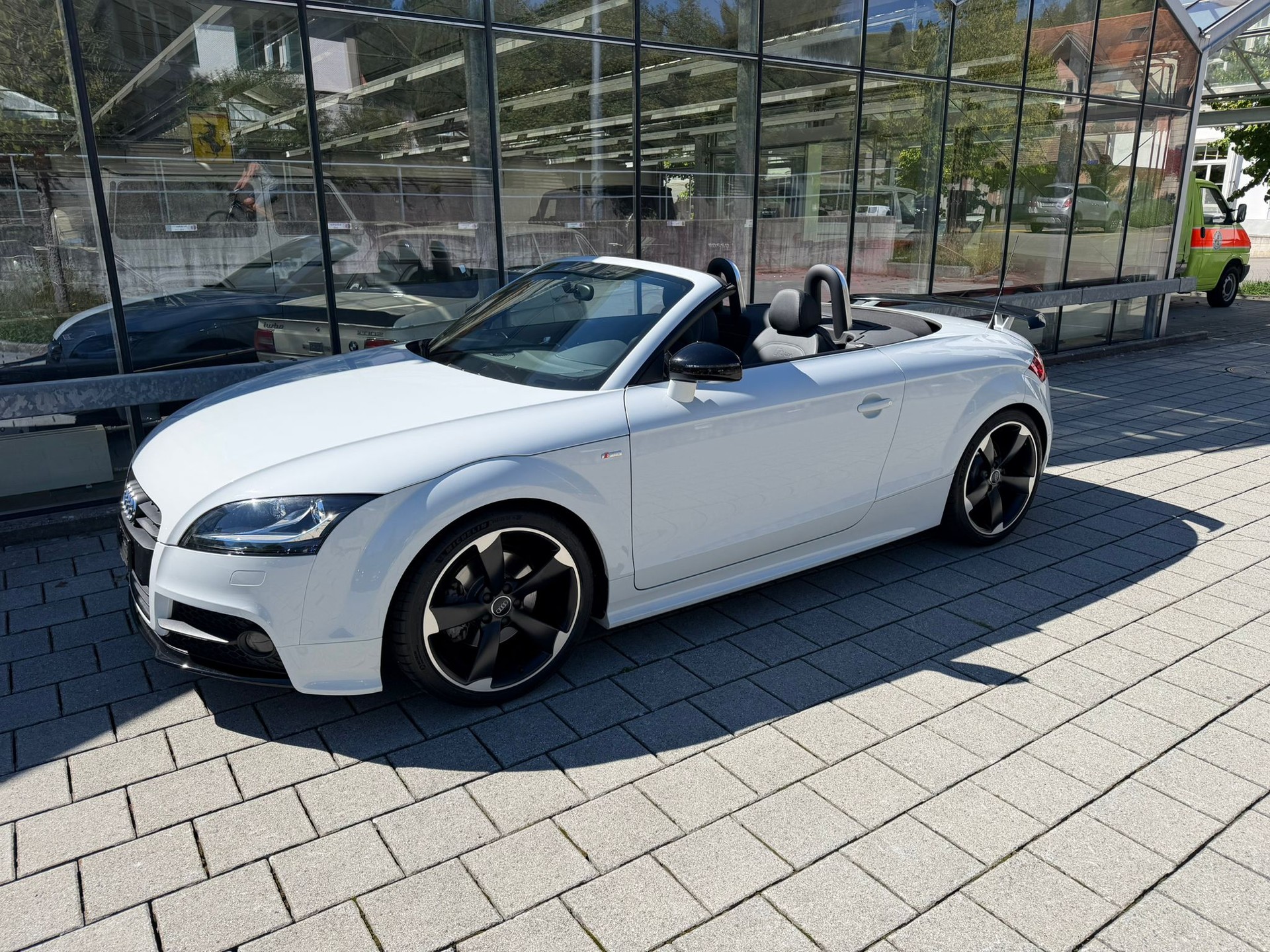 AUDI TT Roadster 2.0 TFSI quattro S-tronic-image-1