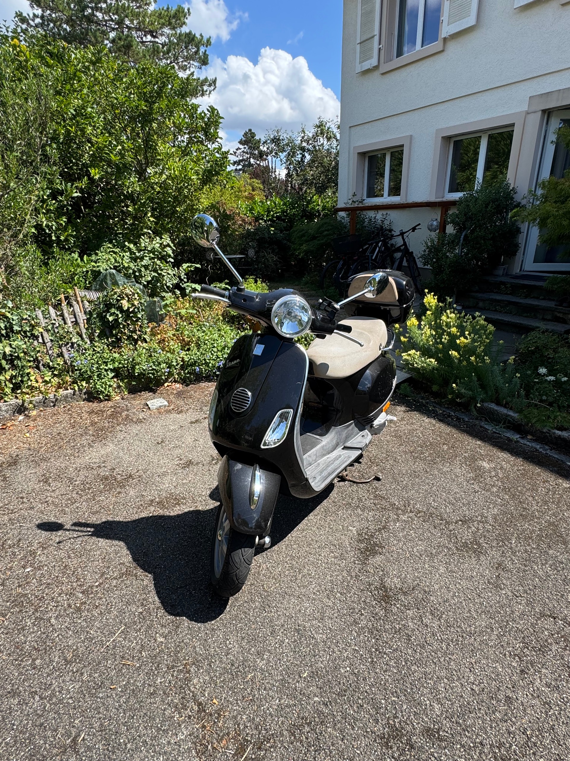 PIAGGIO Vespa 50 LX2-image-1