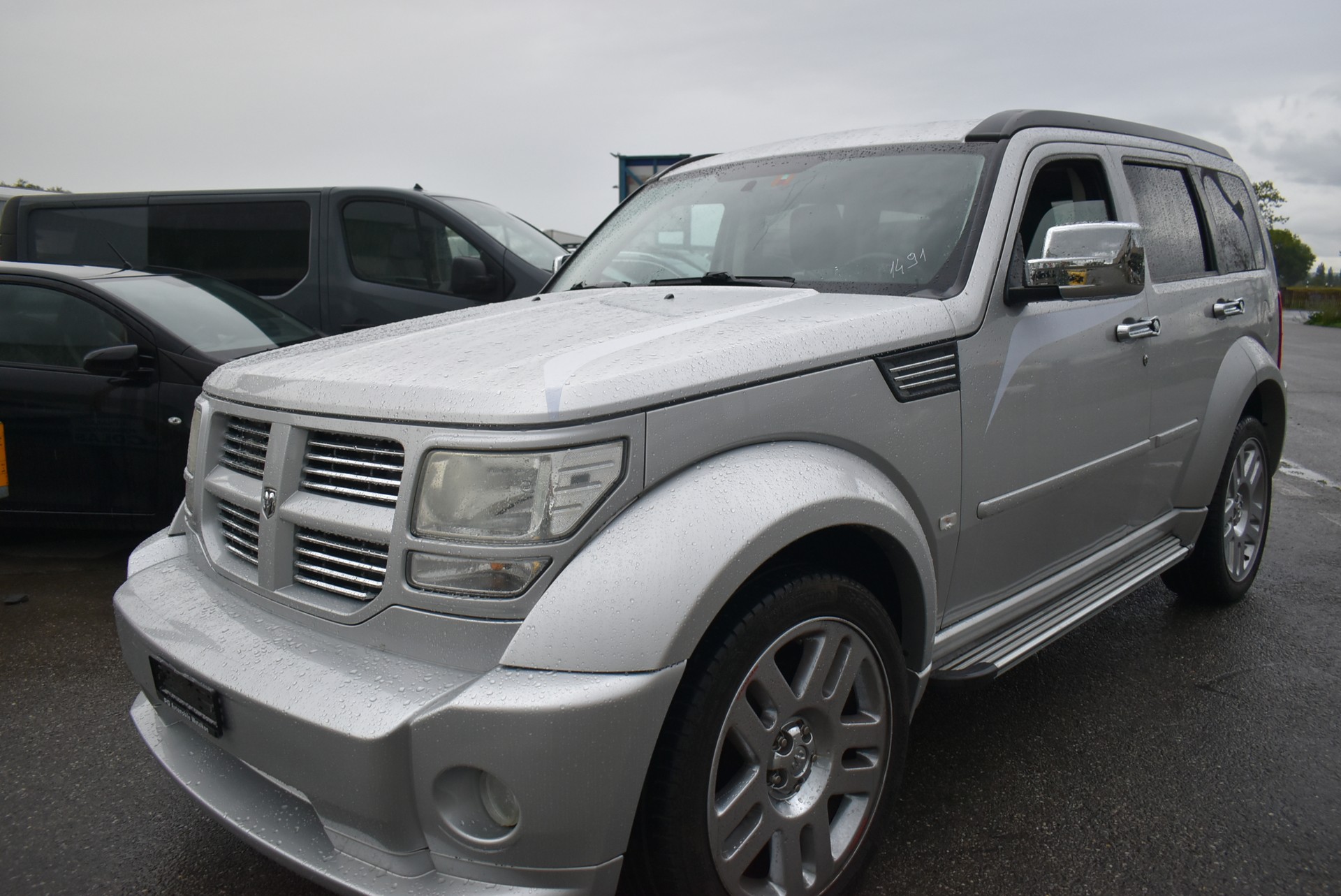 DODGE Nitro 2.8 CRD R/T Automatic-image-1