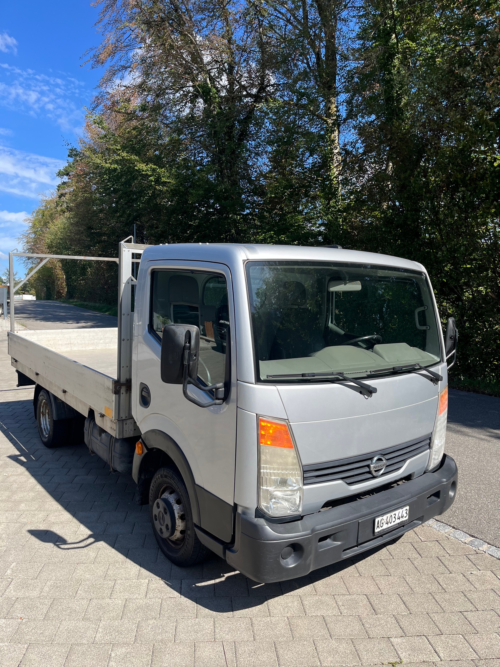 NISSAN CABSTAR-image-0