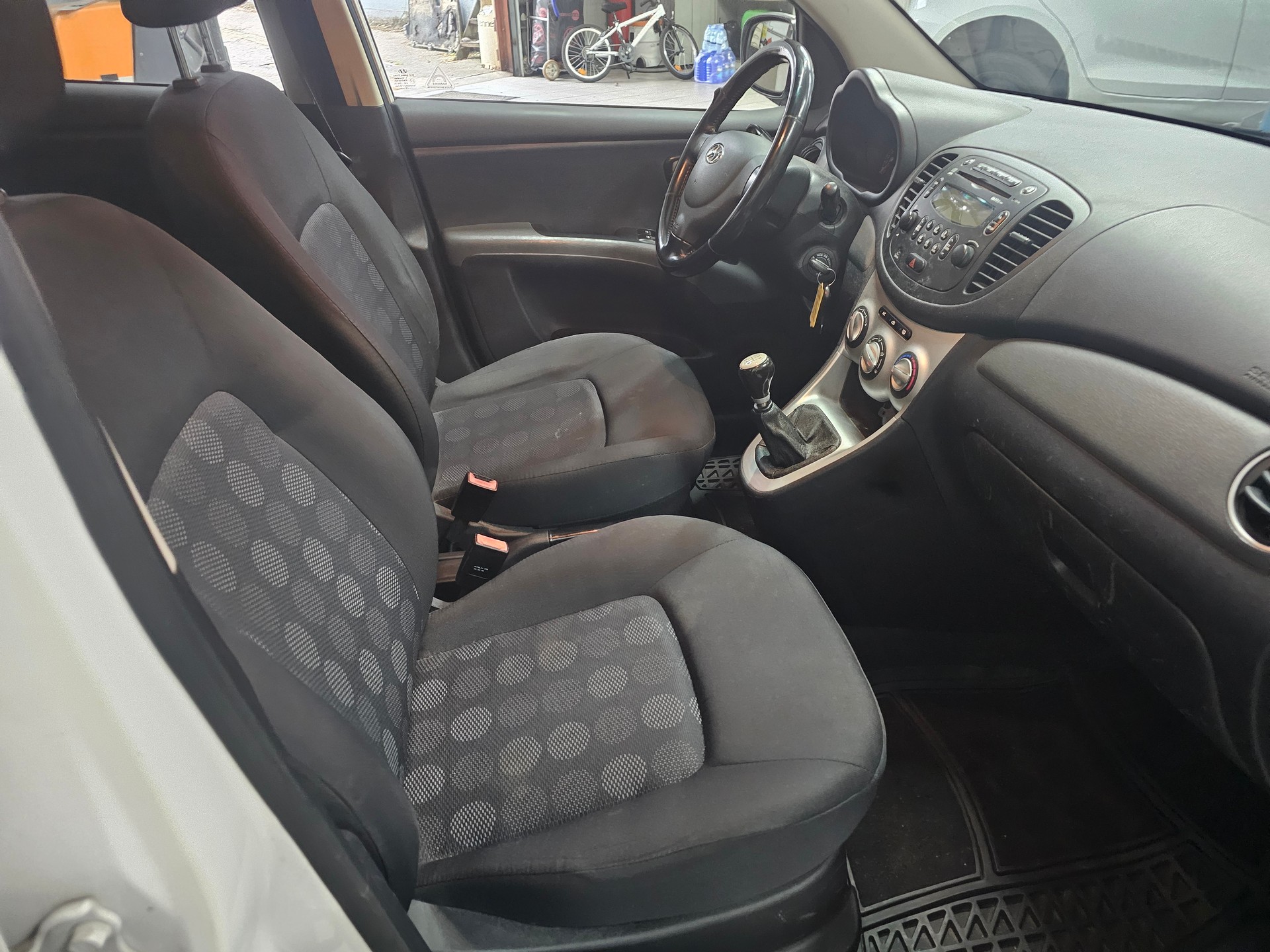 HYUNDAI i10 1.2 Style-image-5