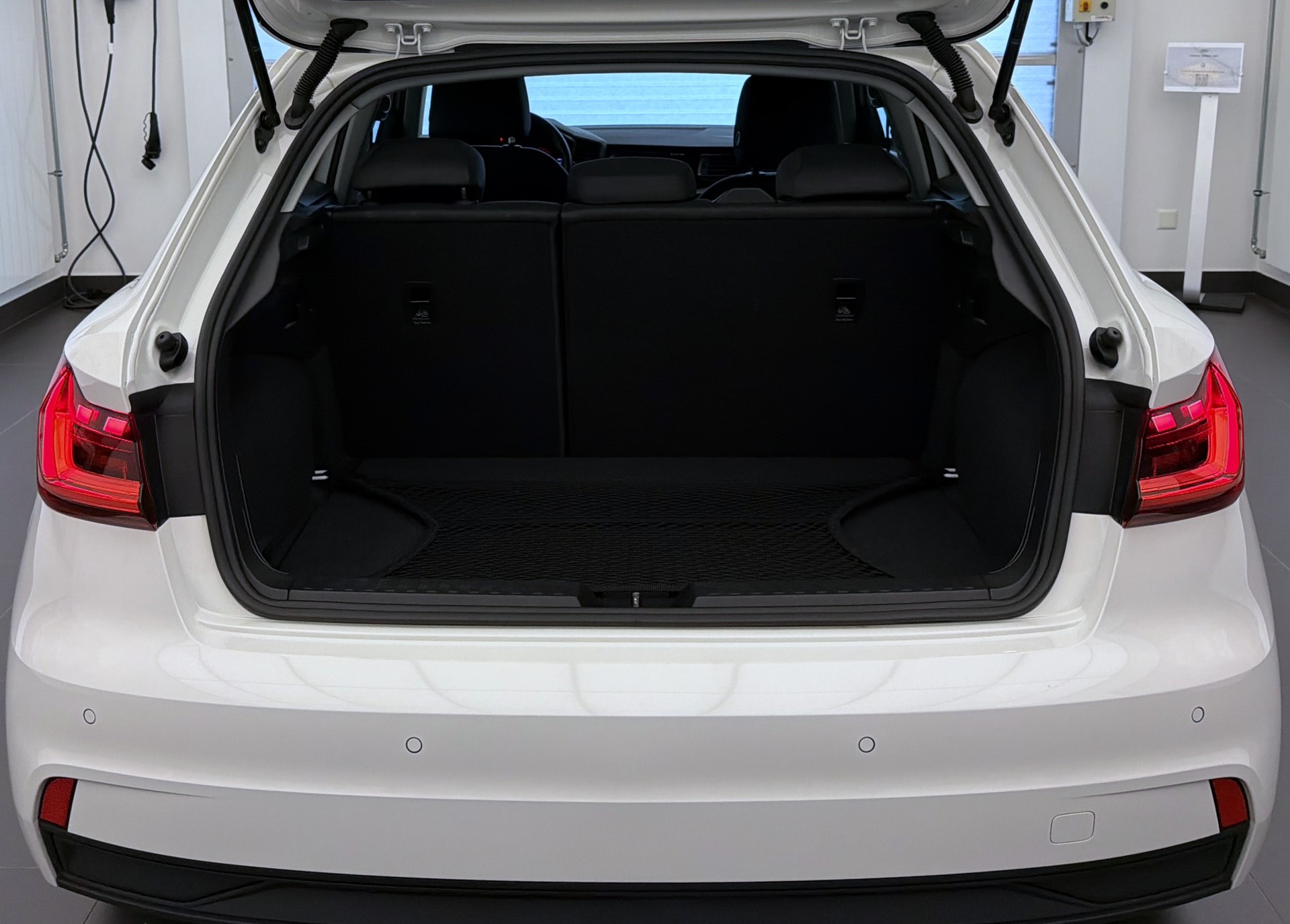 AUDI A1 Sportback 30 TFSI S-tronic-image-17
