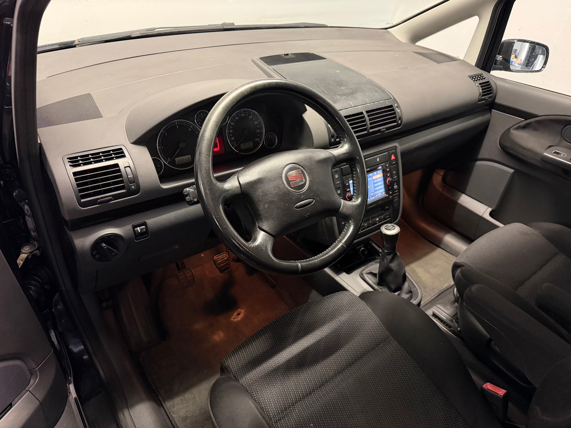 SEAT Alhambra 1.9 TDI Sport 4x4-image-6