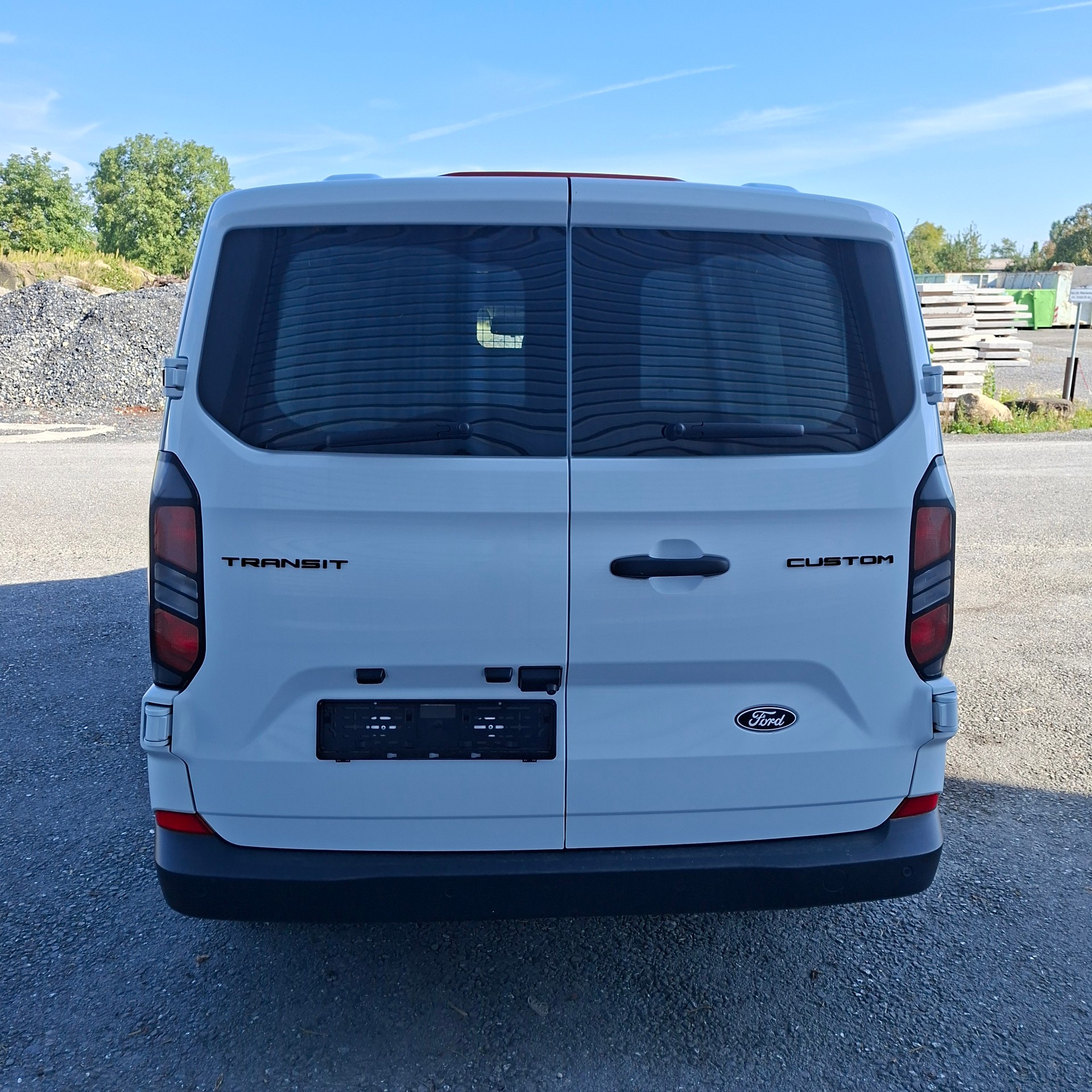 FORD Transit Custom Van 300 L1H1 Trend-image-3