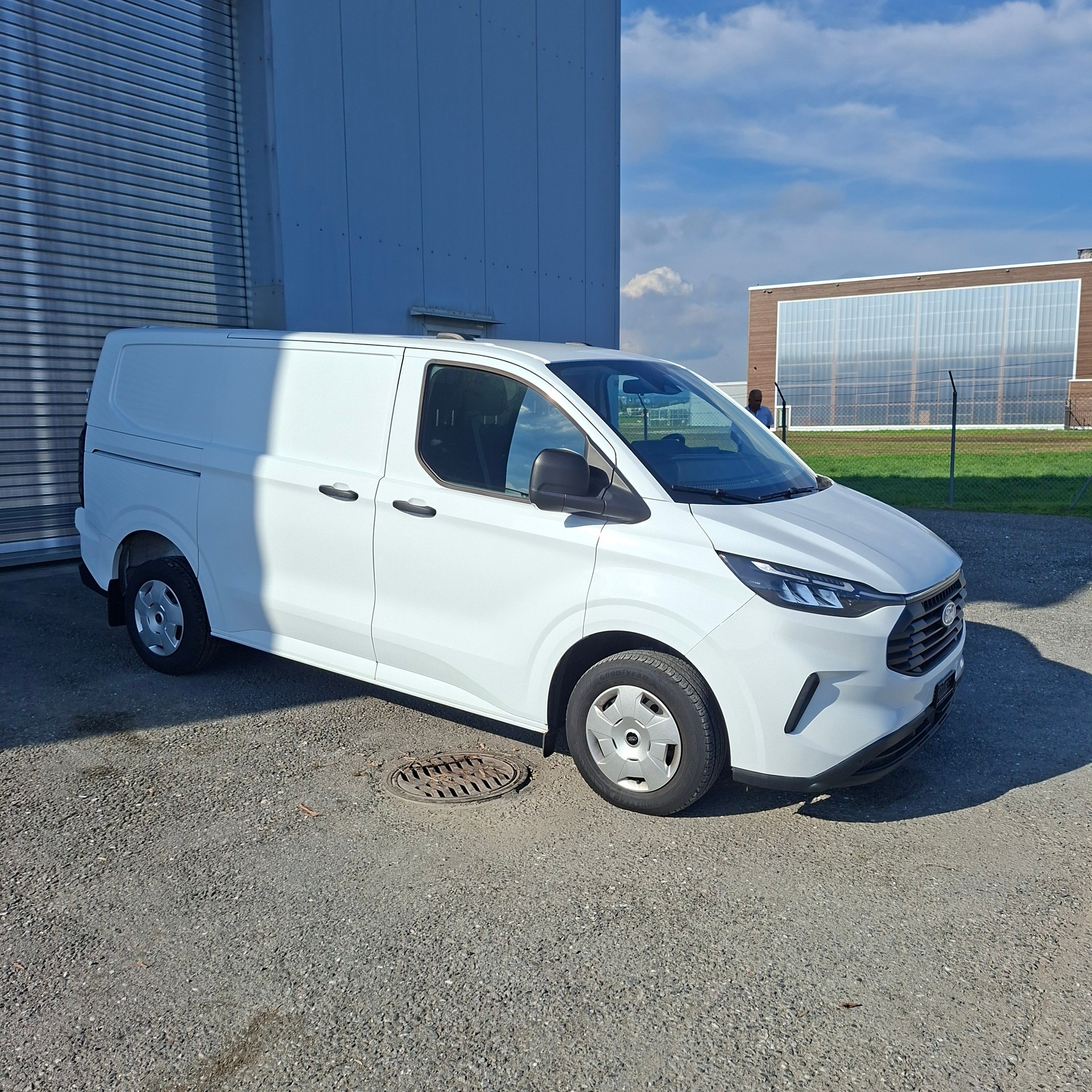 FORD Transit Custom Van 300 L1H1 Trend-image-6