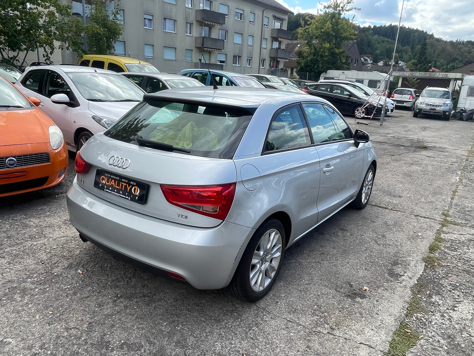 AUDI A1 1.6 TDI Attraction-image-7