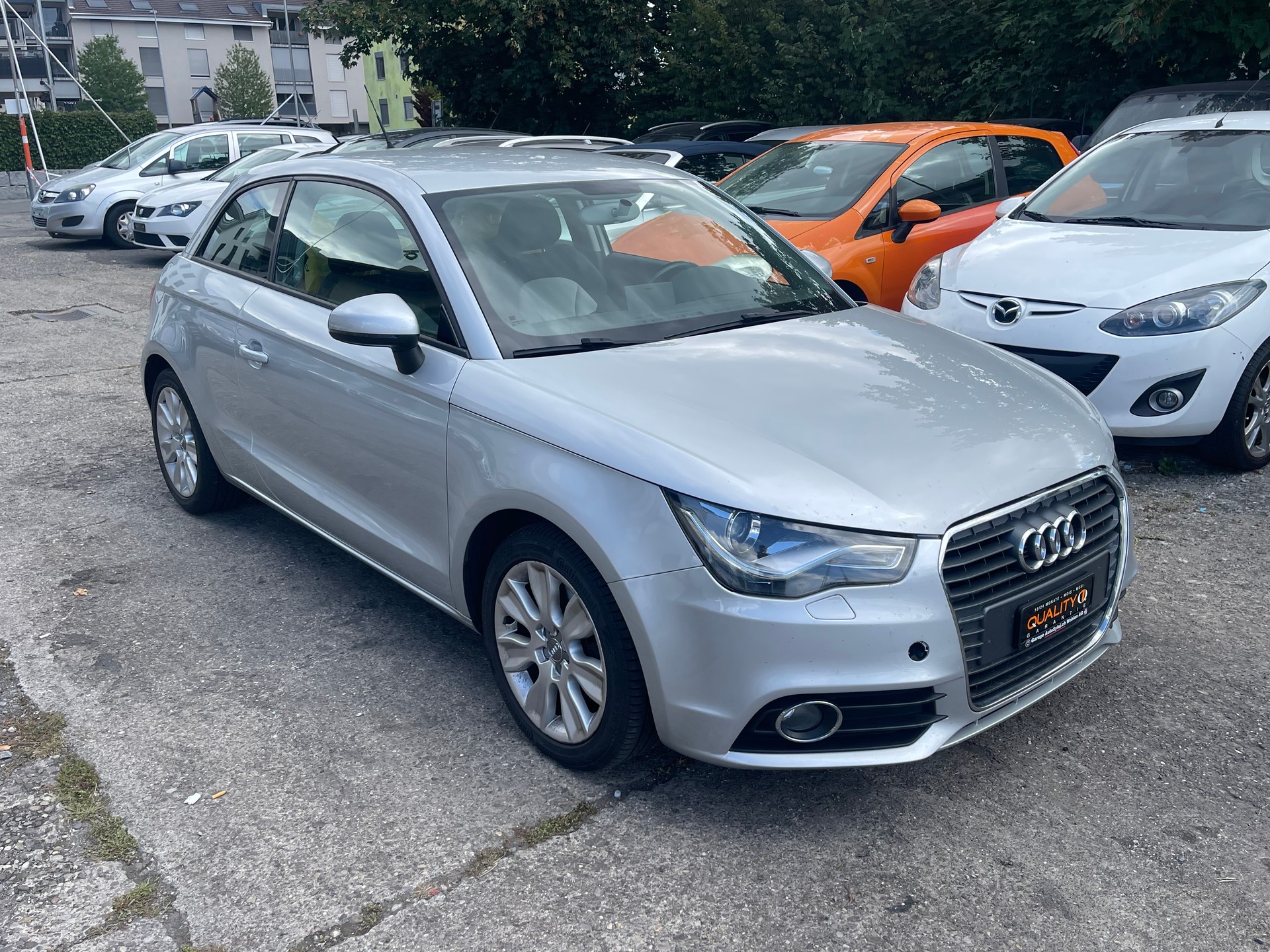 AUDI A1 1.6 TDI Attraction-image-3