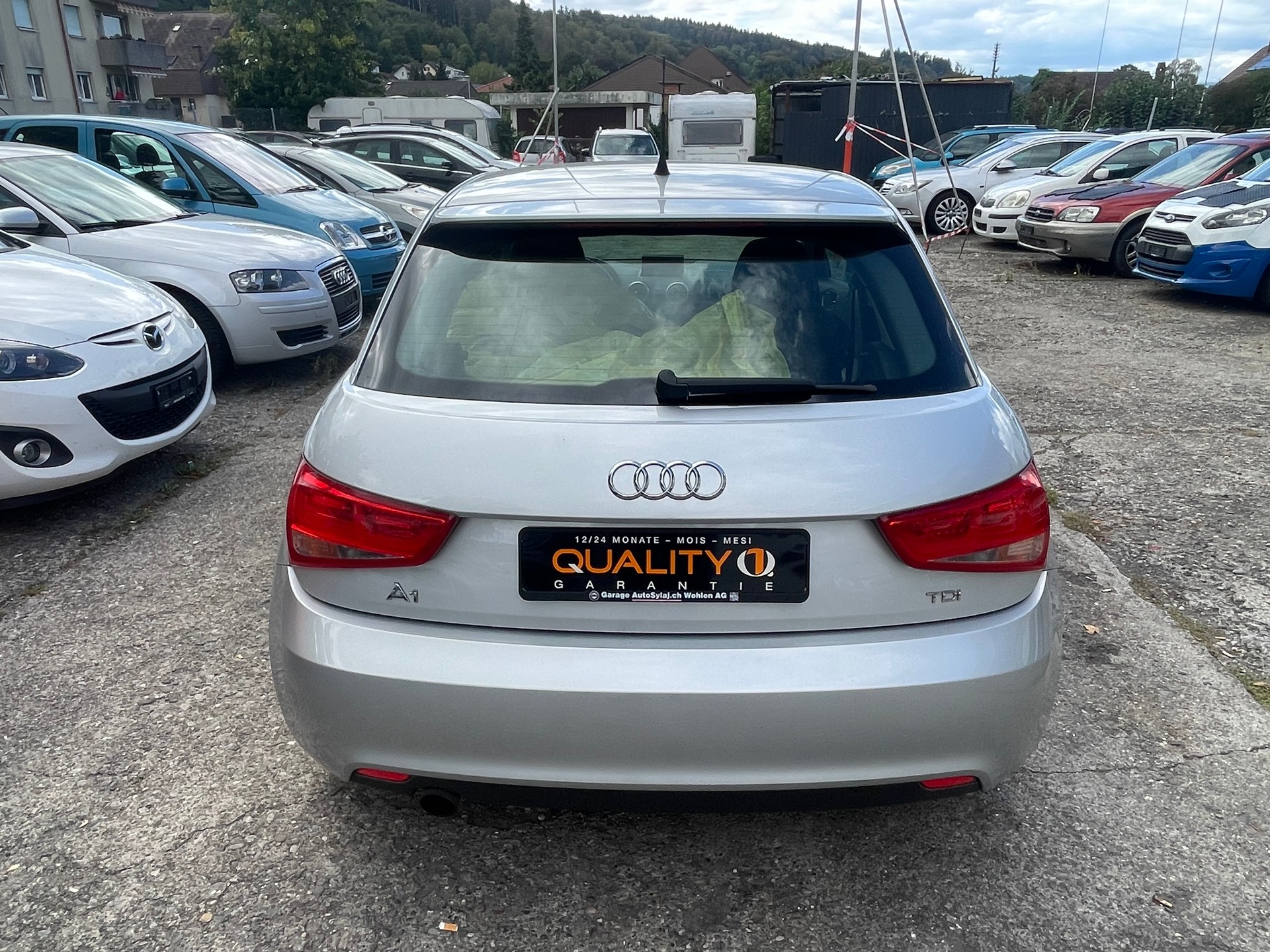 AUDI A1 1.6 TDI Attraction-image-5