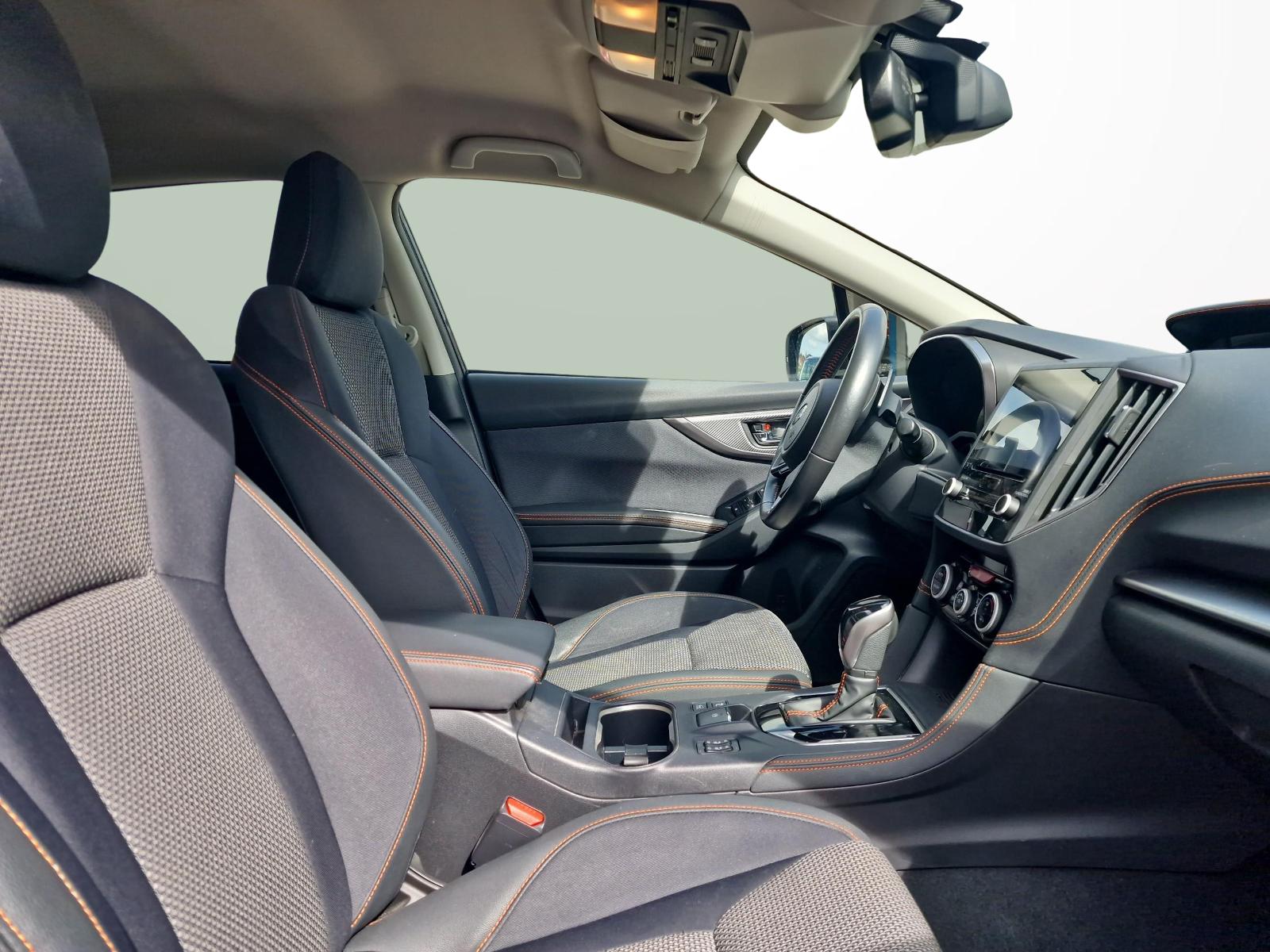 SUBARU XV 2.0i e-Boxer Swiss Plus-image-9