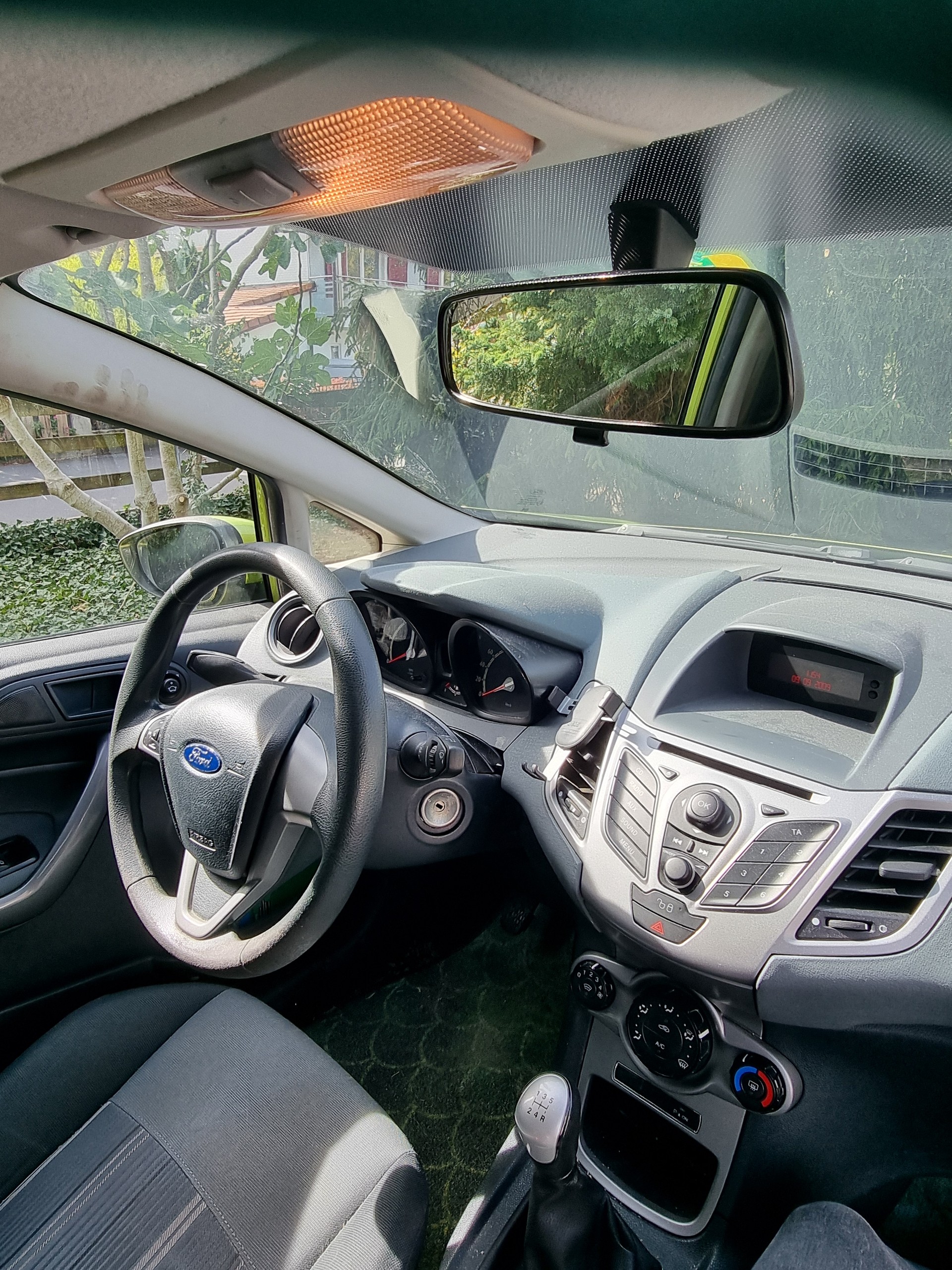 FORD 1.6 TDCi EcoN Trend-image-3