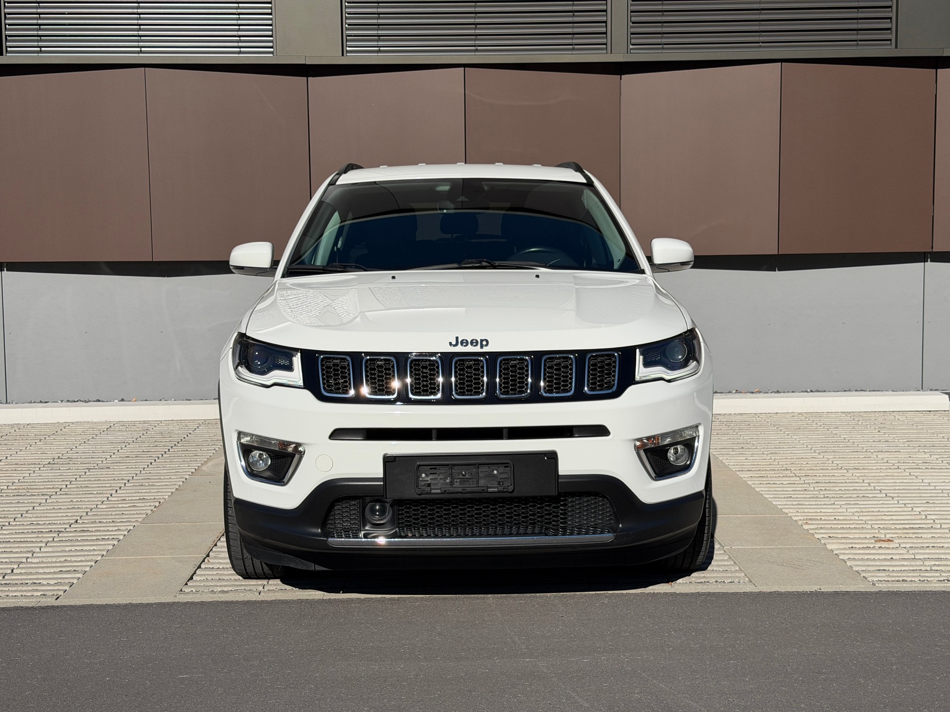 JEEP Compass 4x2 1.3 Limited DKG *LED* *Spurhalteassistent*-showroom-element-1