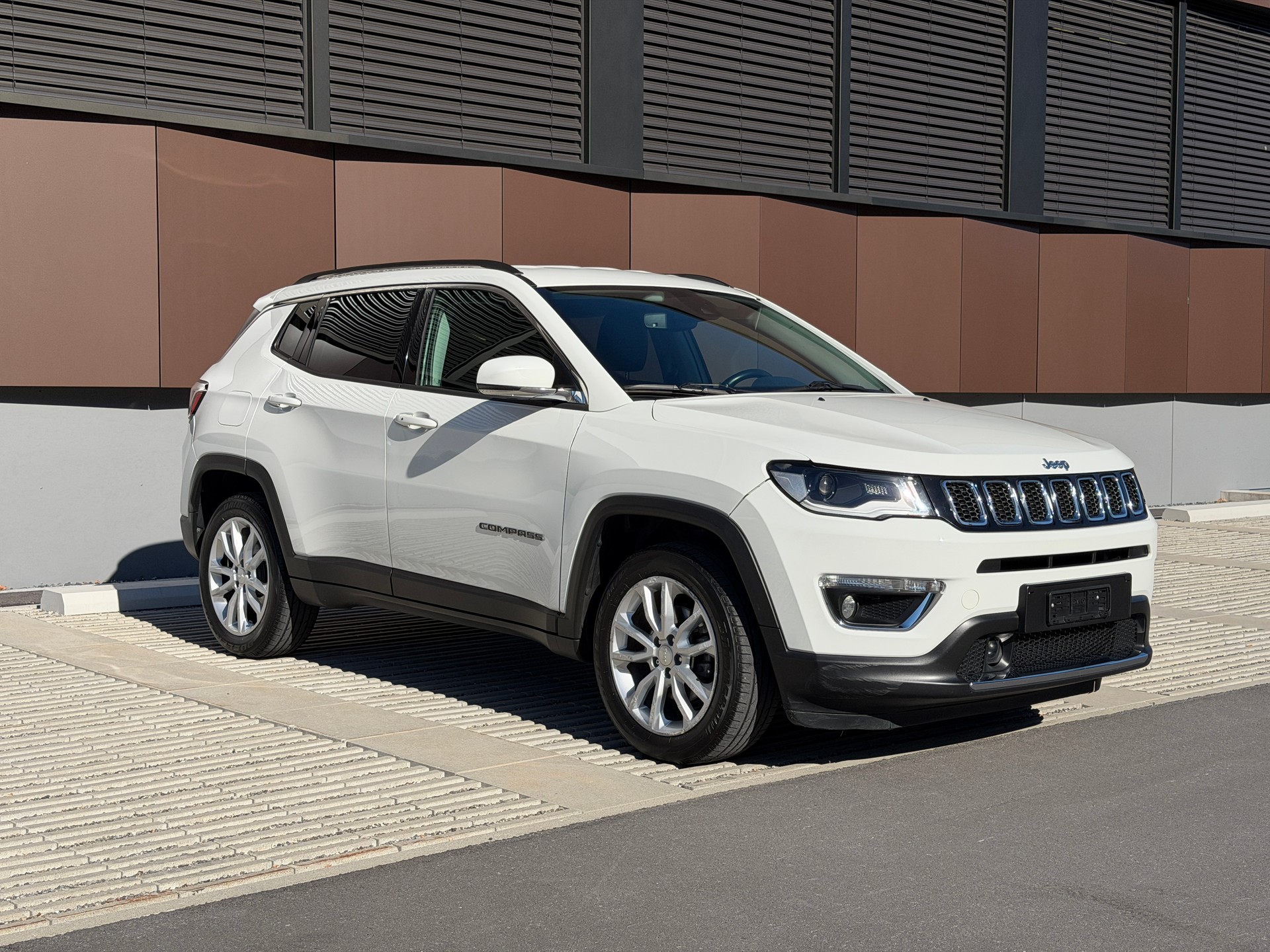 JEEP Compass 4x2 1.3 Limited DKG *LED* *Spurhalteassistent*-showroom-element-2