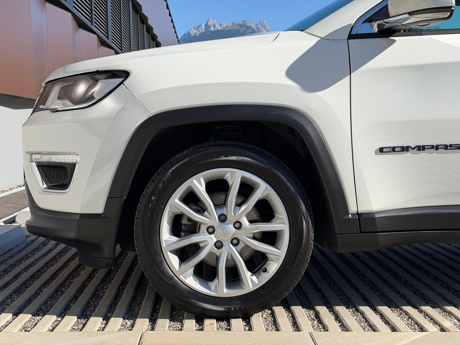 JEEP Compass 4x2 1.3 Limited DKG *LED* *Spurhalteassistent*-image-10