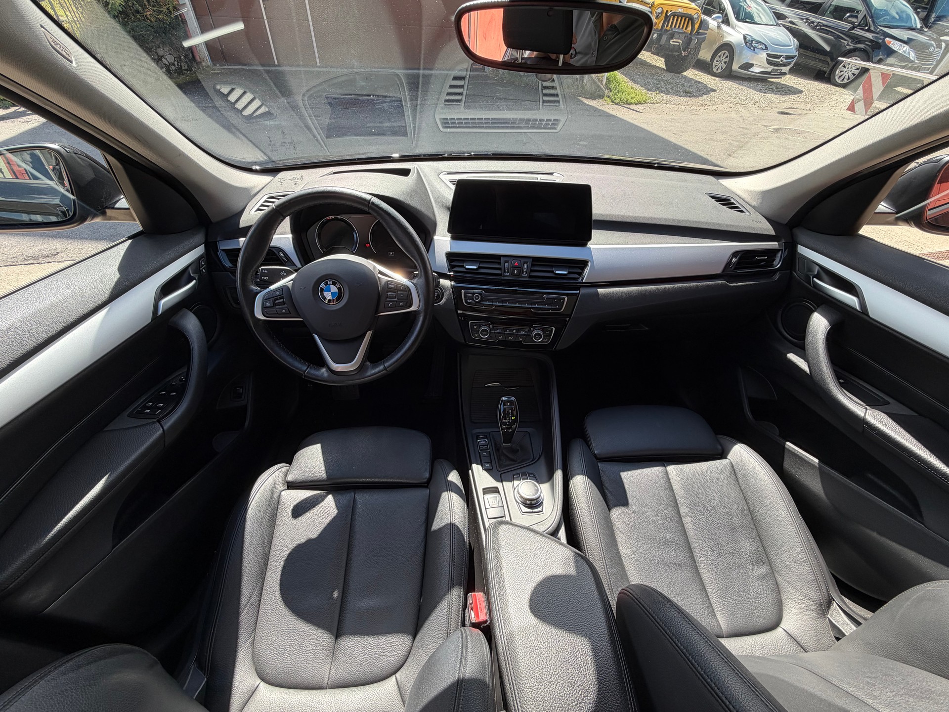 BMW X1 xDrive 18d Steptronic-image-18
