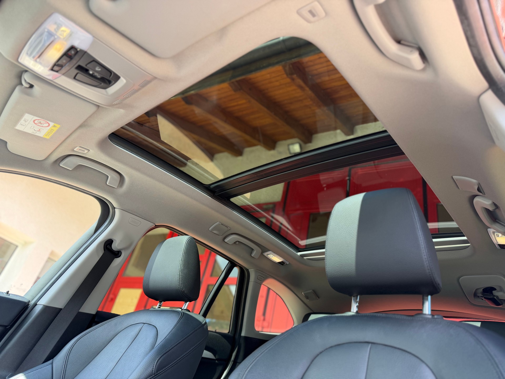 BMW X1 xDrive 18d Steptronic-image-17