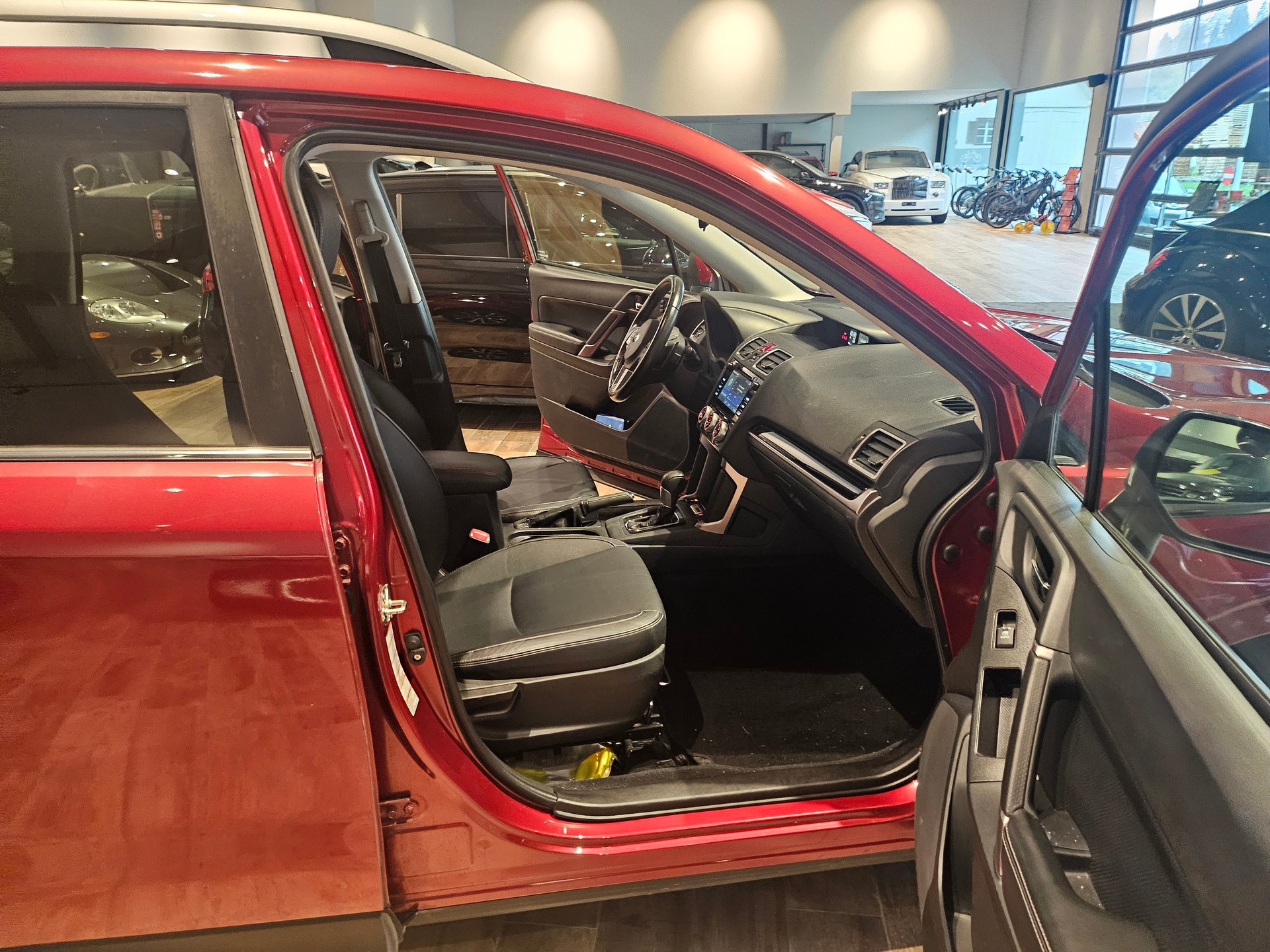 SUBARU Forester 2.0i Executive Lineartronic🔥8-fach🔥-image-15