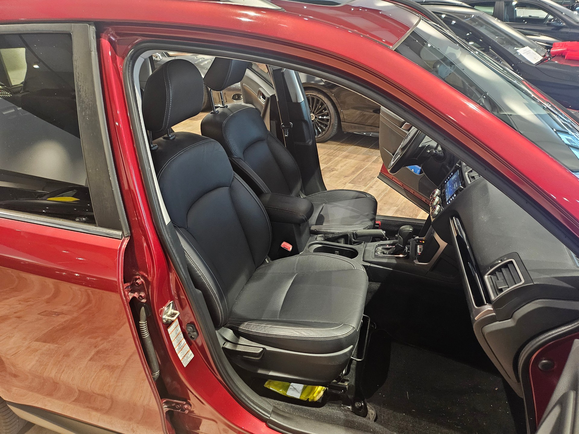 SUBARU Forester 2.0i Executive Lineartronic🔥8-fach🔥-image-16