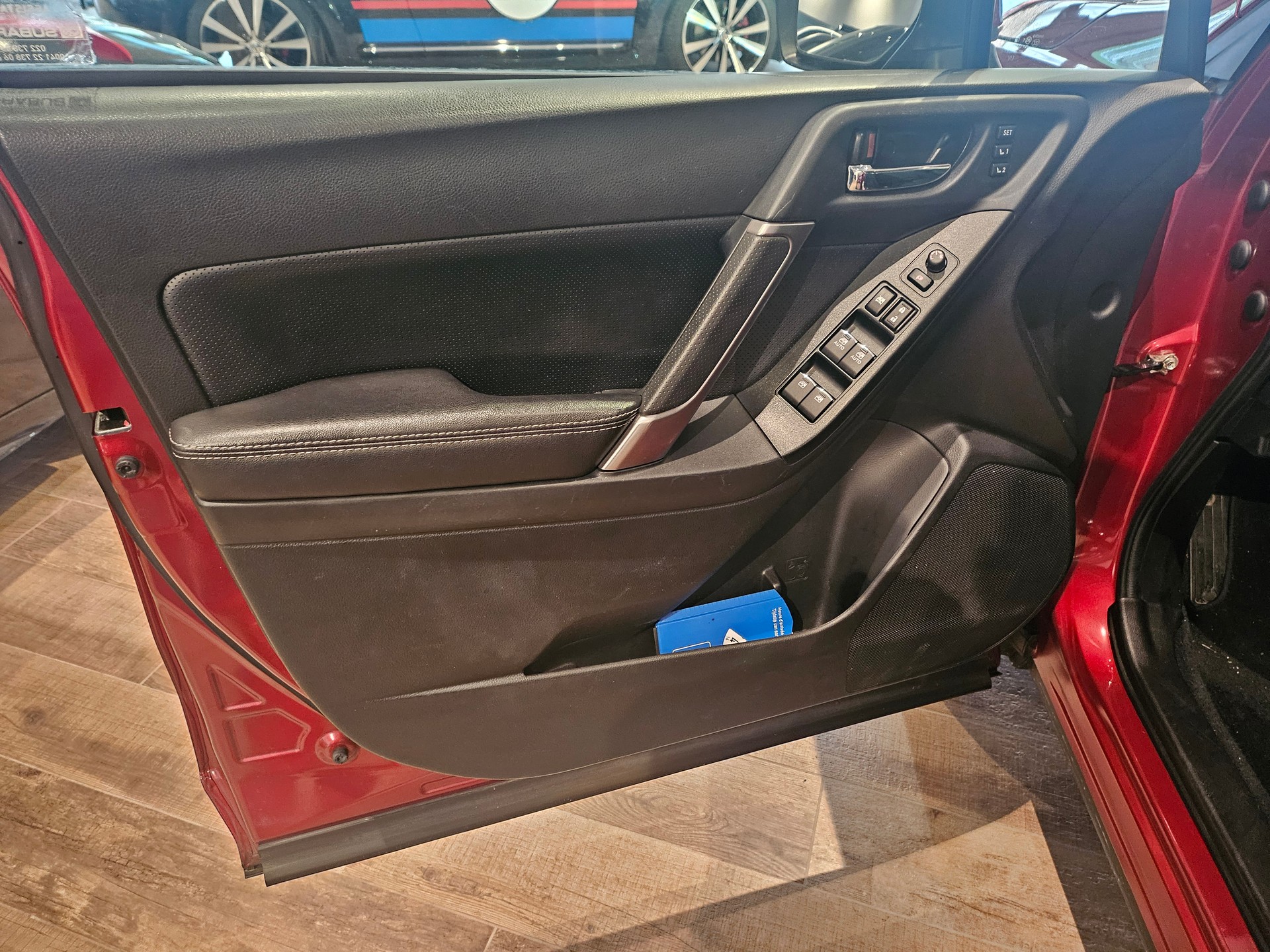 SUBARU Forester 2.0i Executive Lineartronic🔥8-fach🔥-image-22