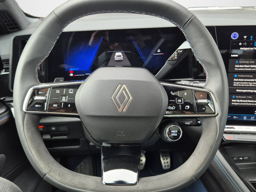 RENAULT Rafale 1.2 E-Tech Plug-in Atelier Alpine-image-10