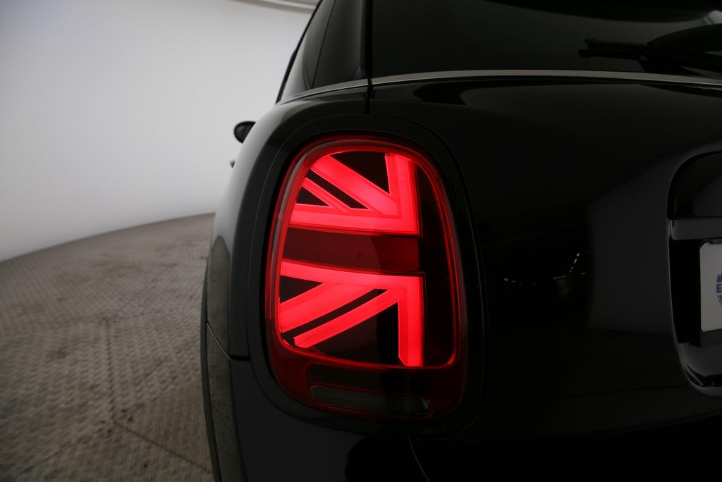 MINI F55 2.0i Cooper S SDKG-image-16