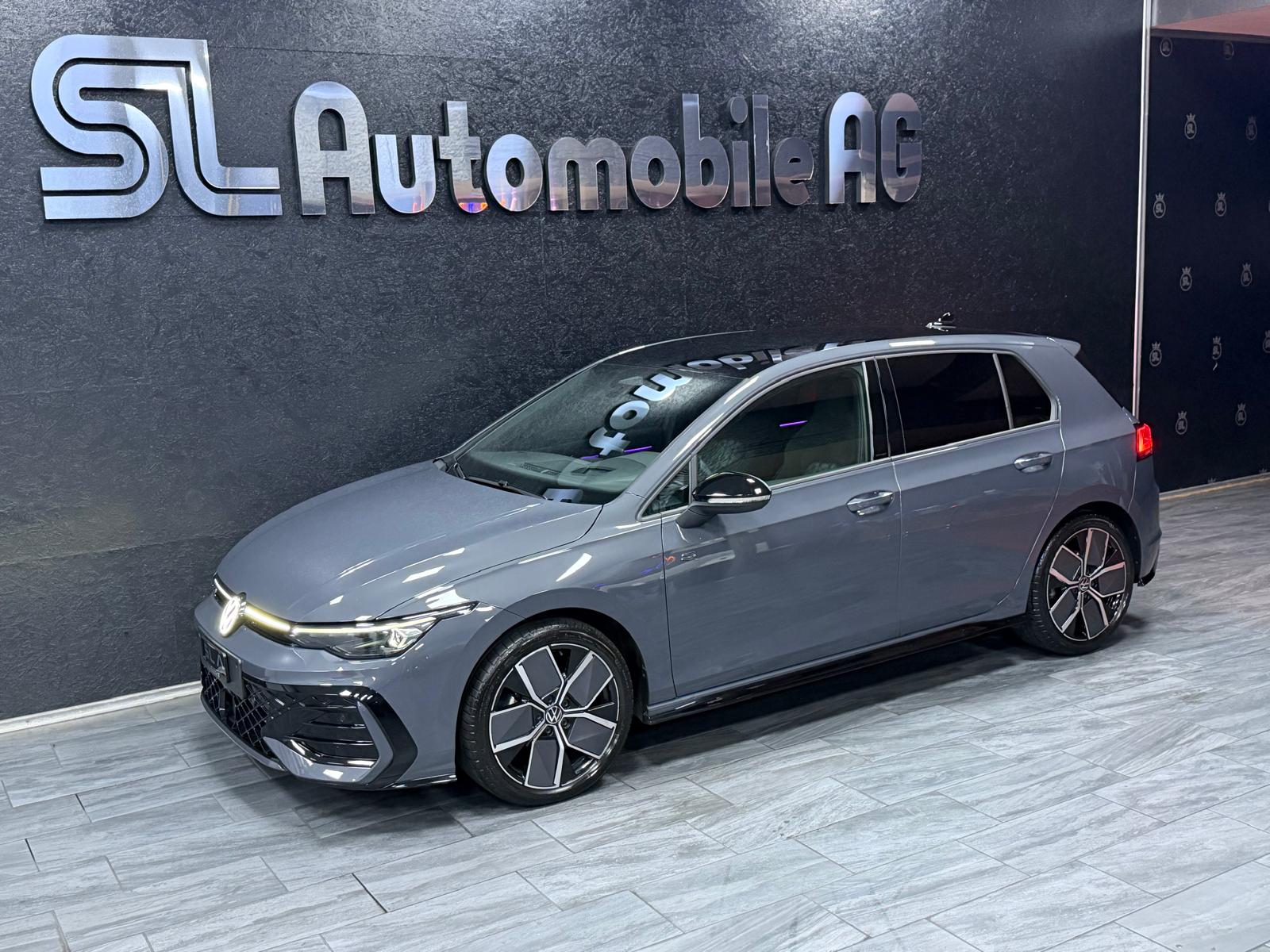 VW Golf 2.0 TDI R-Line DSG / Leasing ab 299.--showroom-element-2