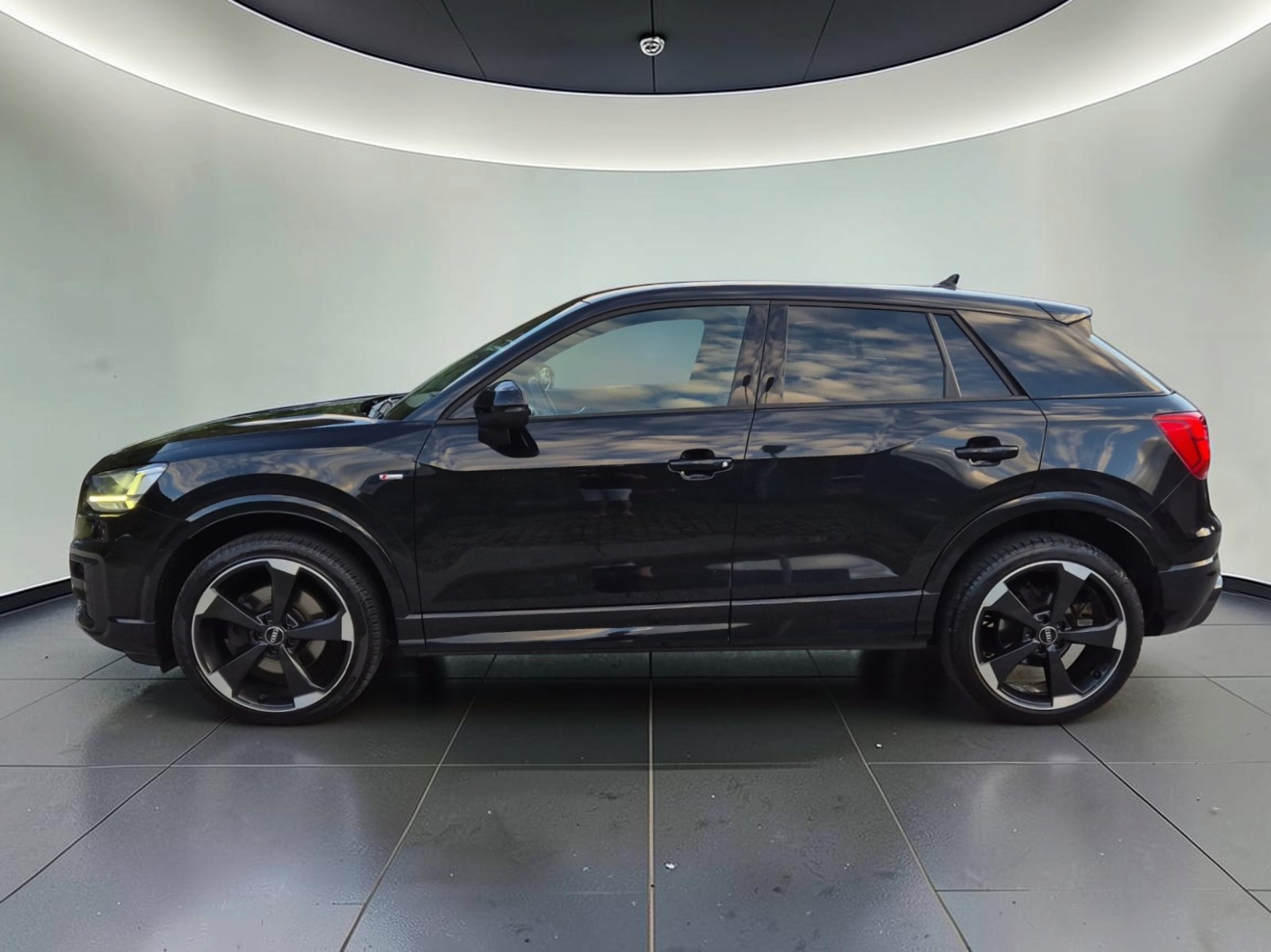 AUDI Q2 35 TFSI Sport S-tronic S LINE-image-7