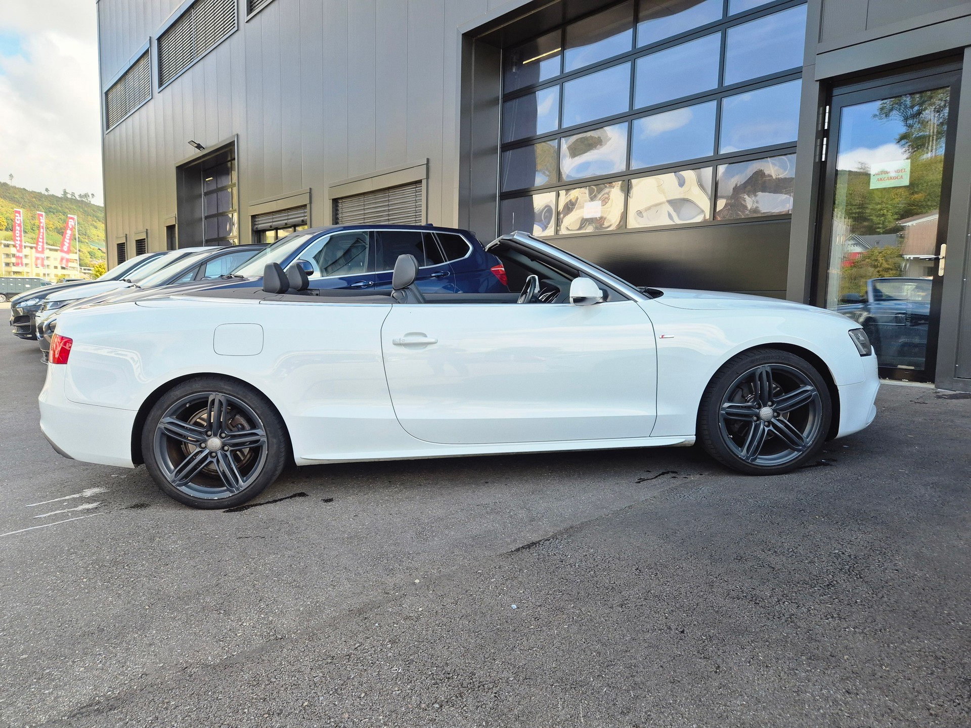 AUDI A5 Cabriolet 2.0 TFSI quattro S-tronic-image-3