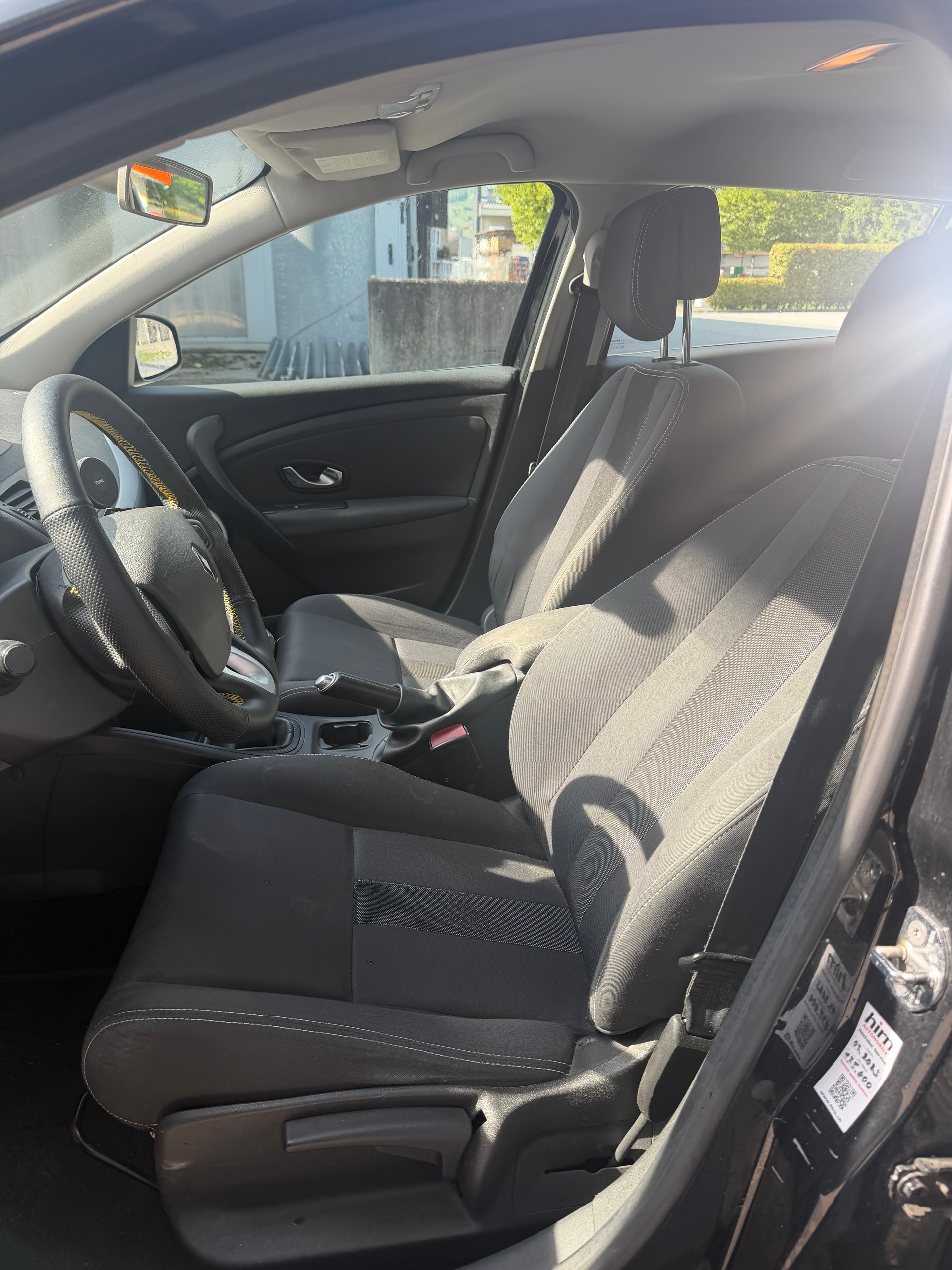 RENAULT Mégane Grandtour 1.4 16V Turbo Privilège-image-8