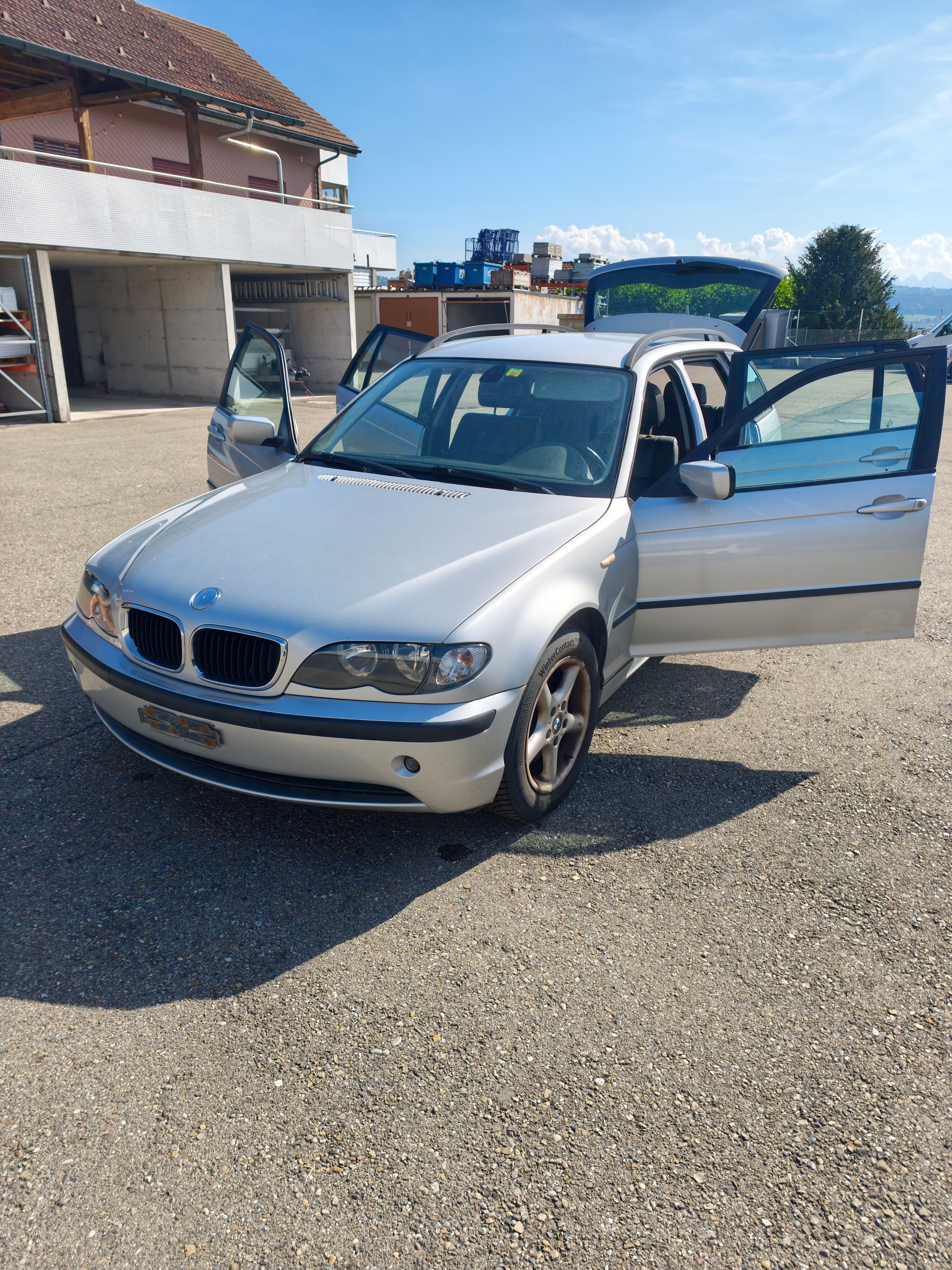 Car photo