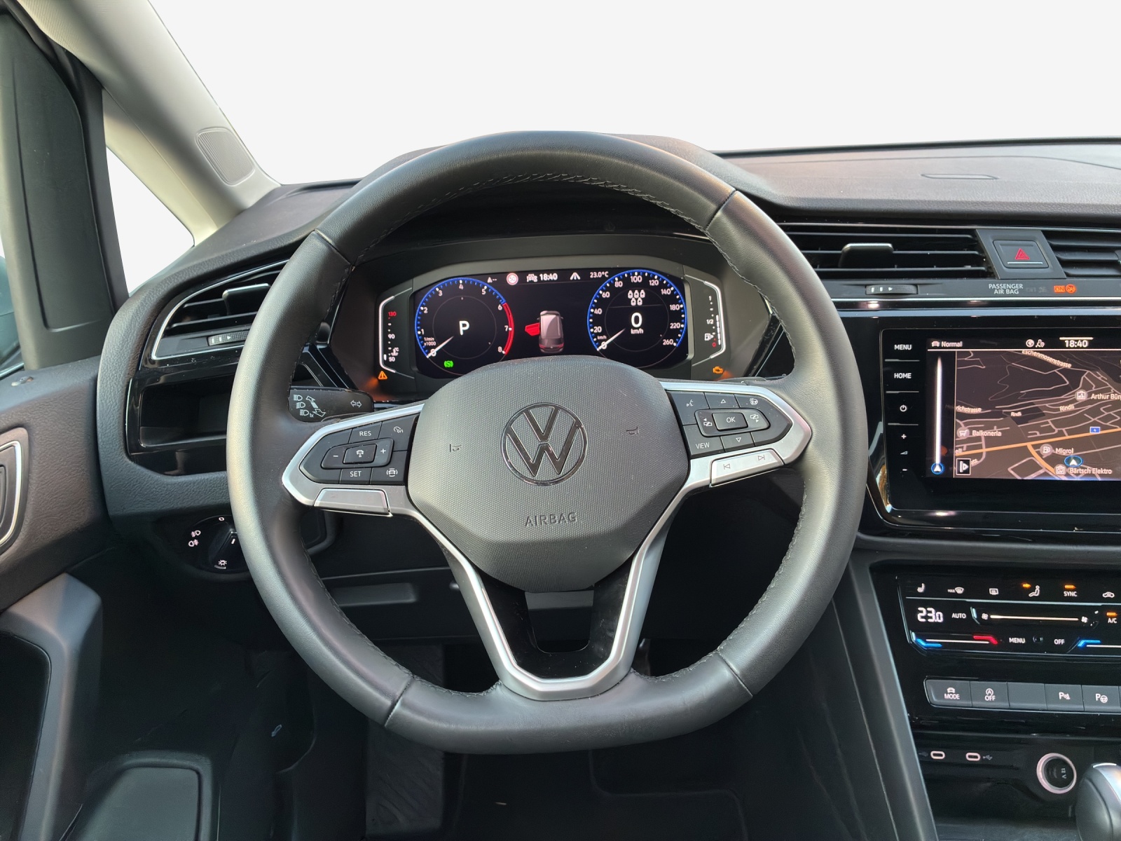 VW Touran 1.5 TSI EVO Highline DSG-image-9