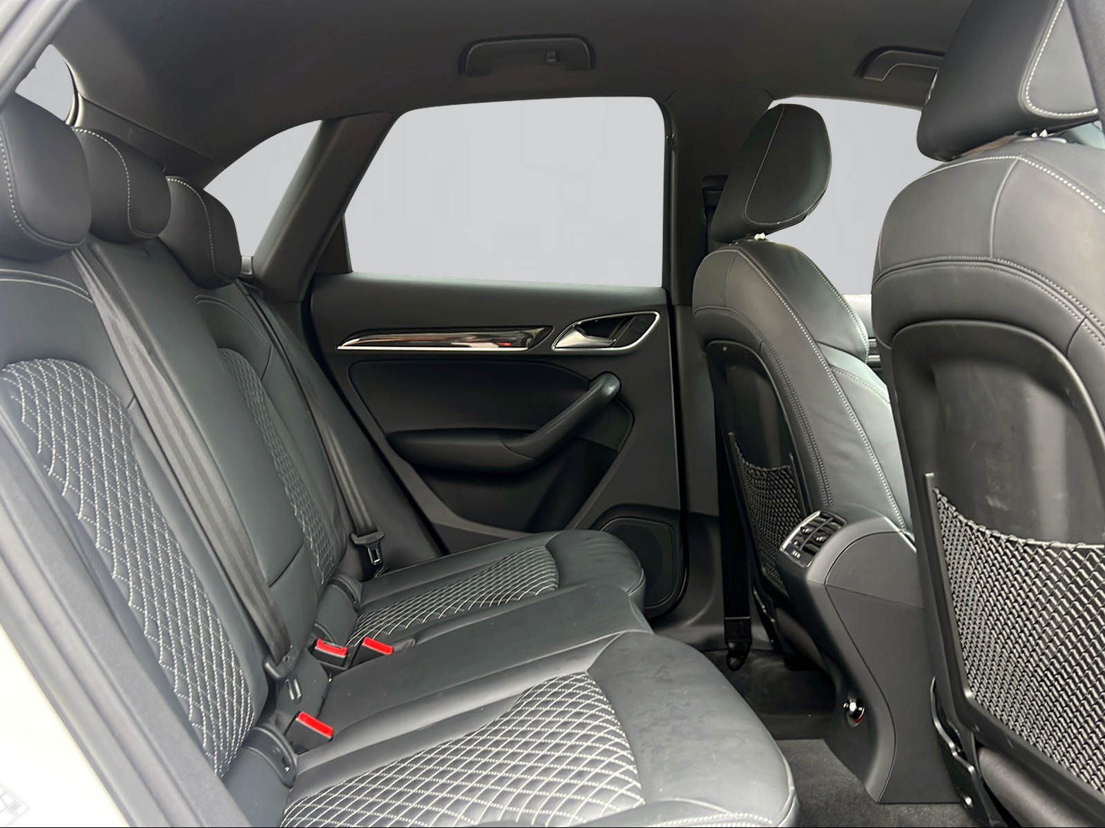 AUDI RS Q3 2.5 TFSI quattro S-tronic-image-7