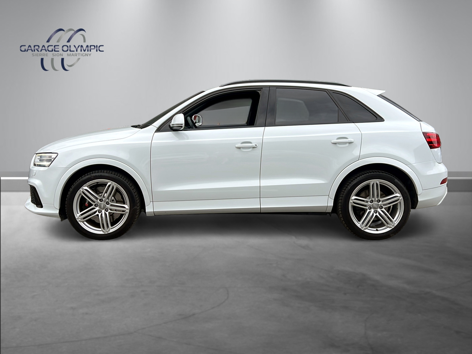 AUDI RS Q3 2.5 TFSI quattro S-tronic-image-4