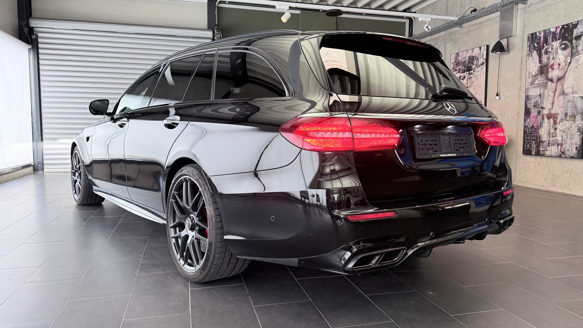 MERCEDES-BENZ E 63 S AMG 4matic+ Kombi-image-21