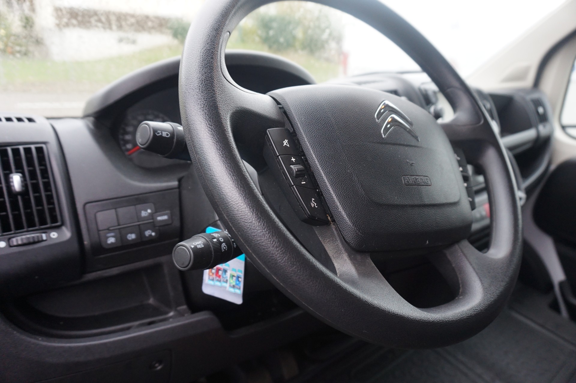 CITROEN Jumper 33 2.2 BlueHDi 140 Club L2H1-image-8