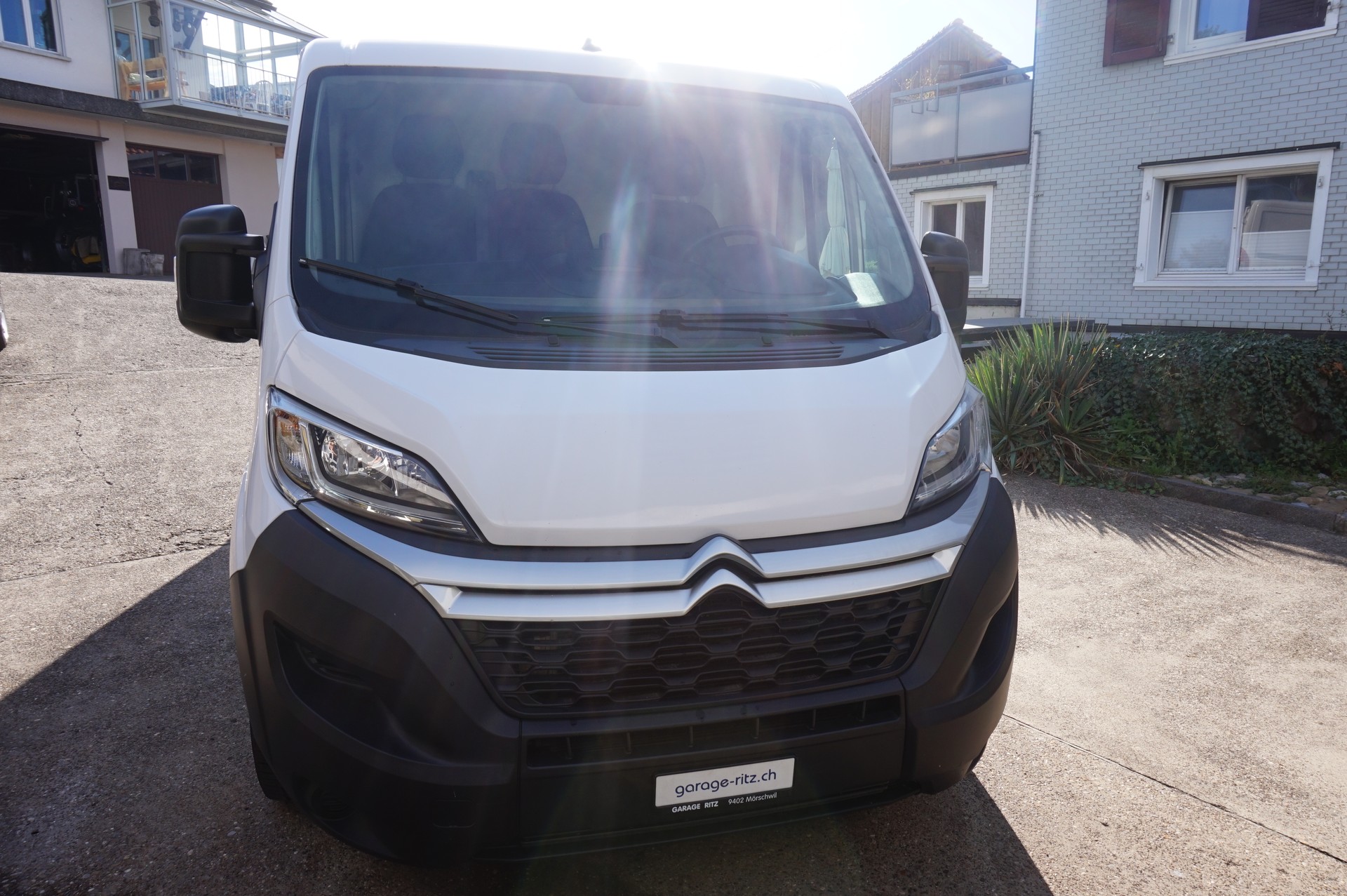 CITROEN Jumper 33 2.2 BlueHDi 140 Club L2H1-image-1