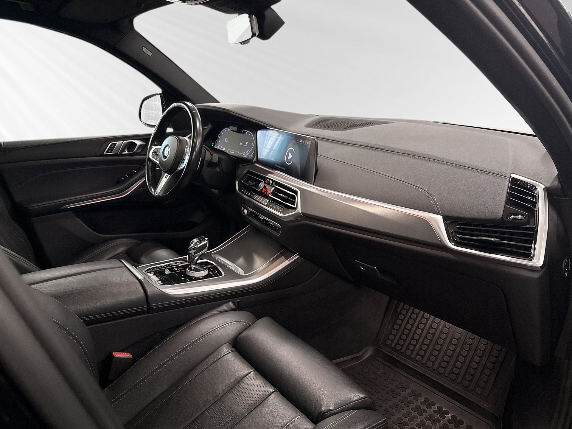 BMW X5 xDrive 48V 30d M Sport Steptronic-image-4