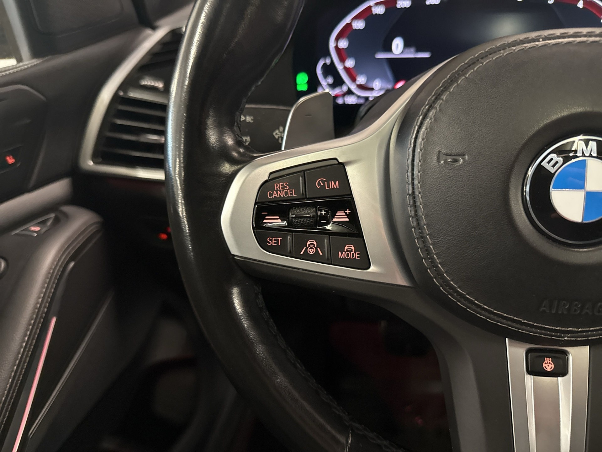 BMW X5 xDrive 48V 30d M Sport Steptronic-image-14