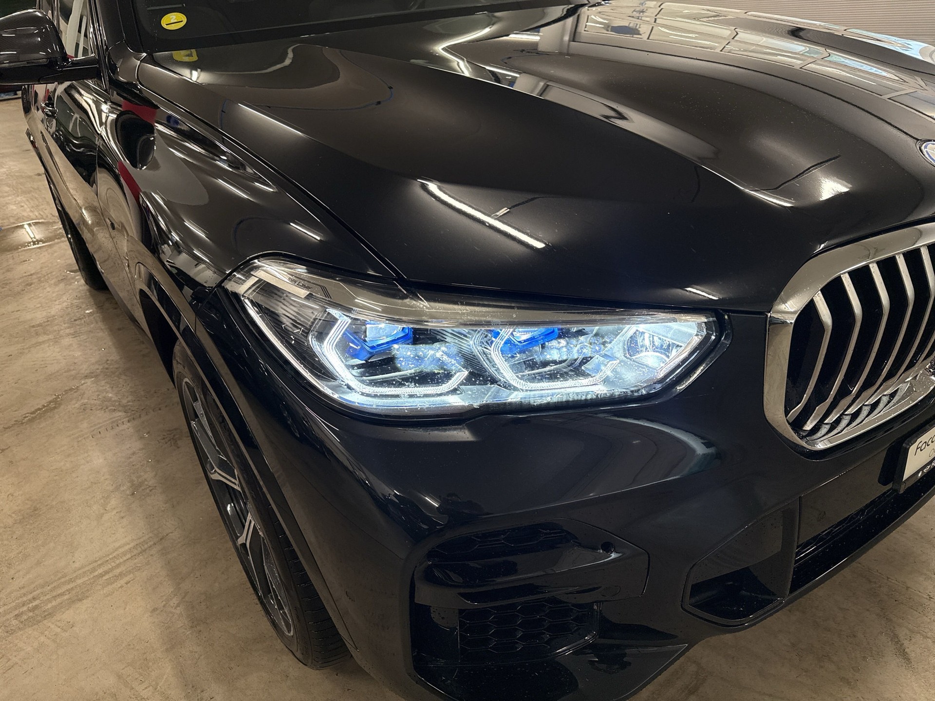 BMW X5 xDrive 48V 30d M Sport Steptronic-image-17