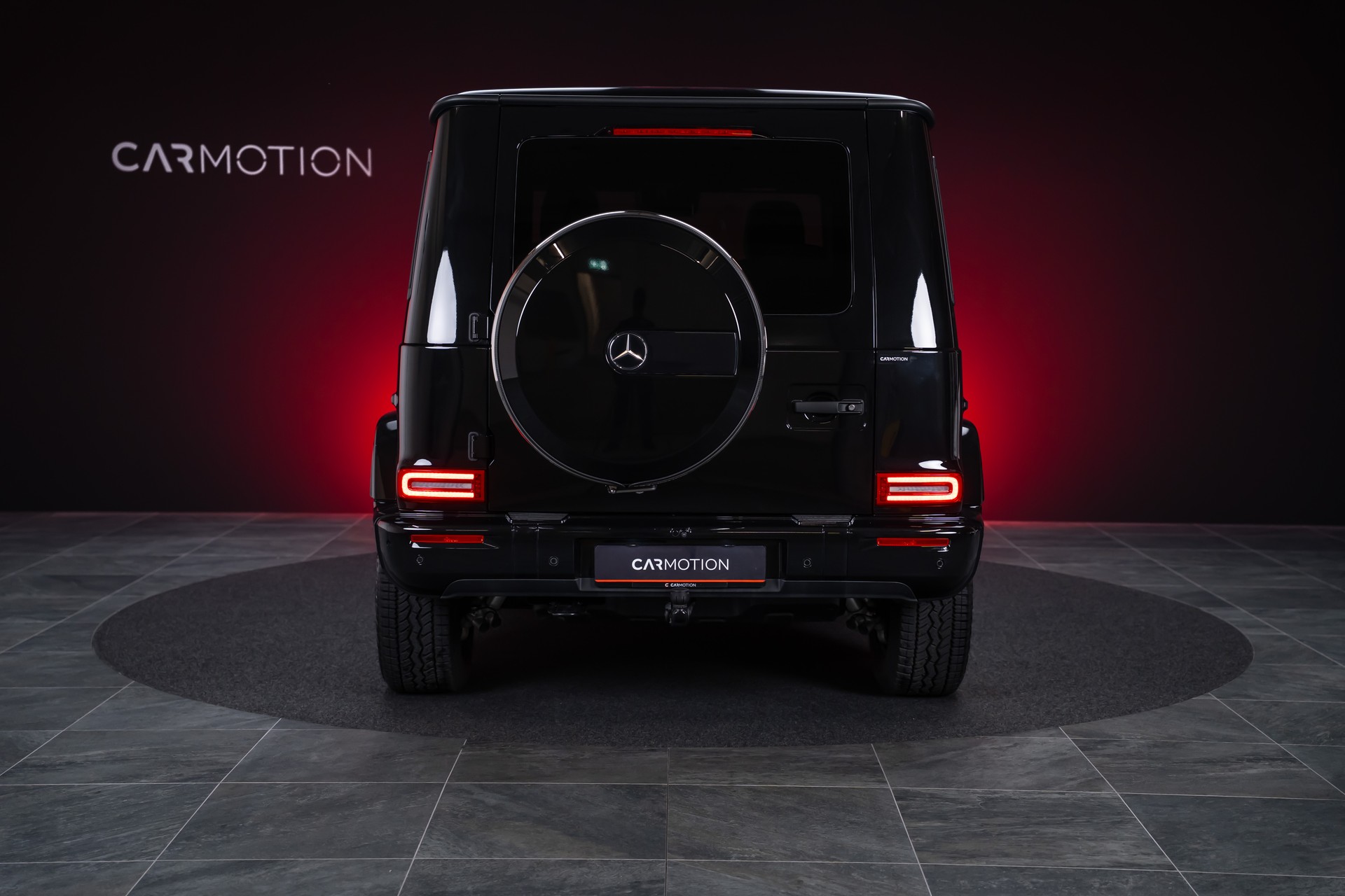 MERCEDES-BENZ G 450 d AMG Line / Burmester / Schiebedach / 360° Kamera-image-6
