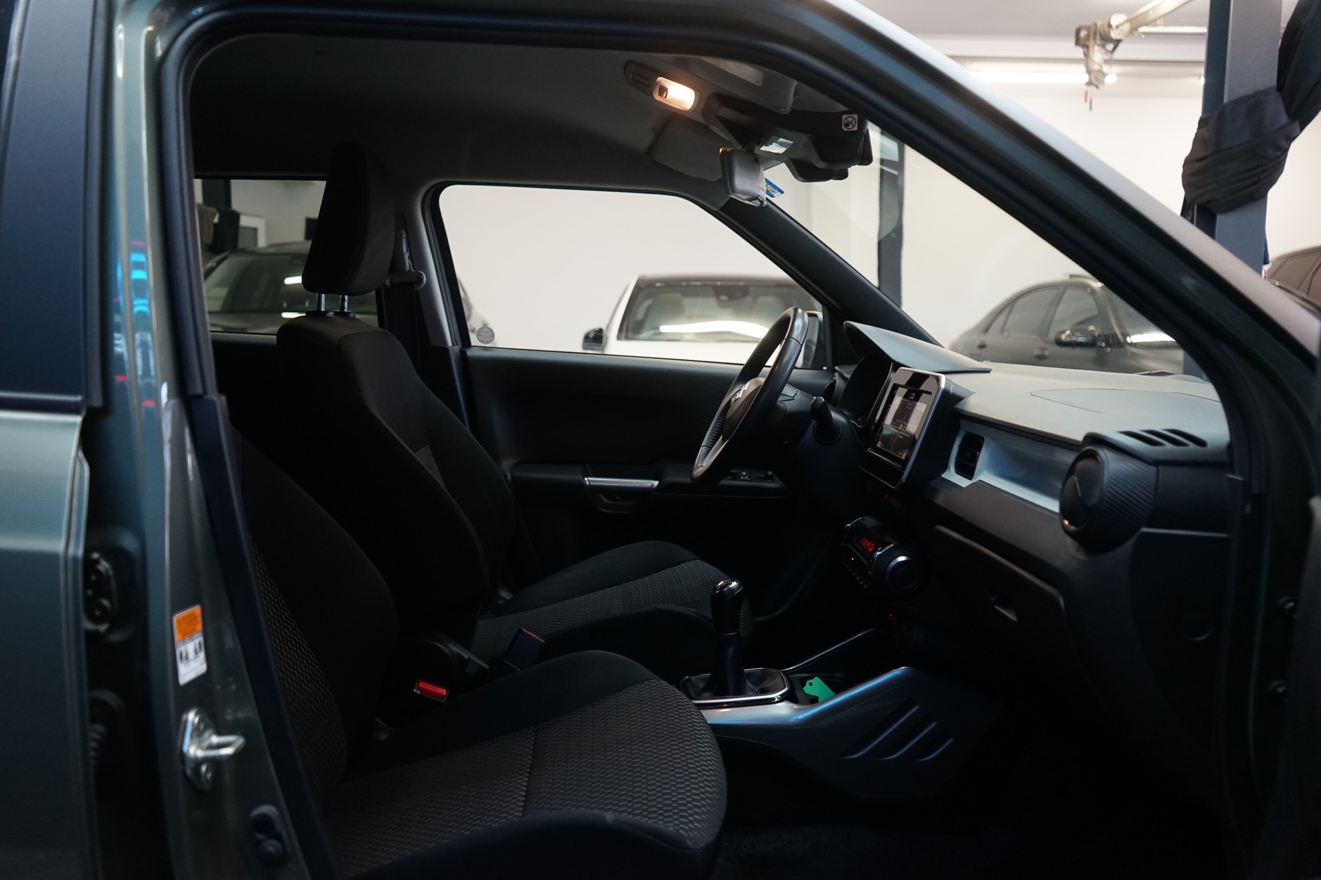 SUZUKI Ignis 1.2i Generation Hybrid-image-4