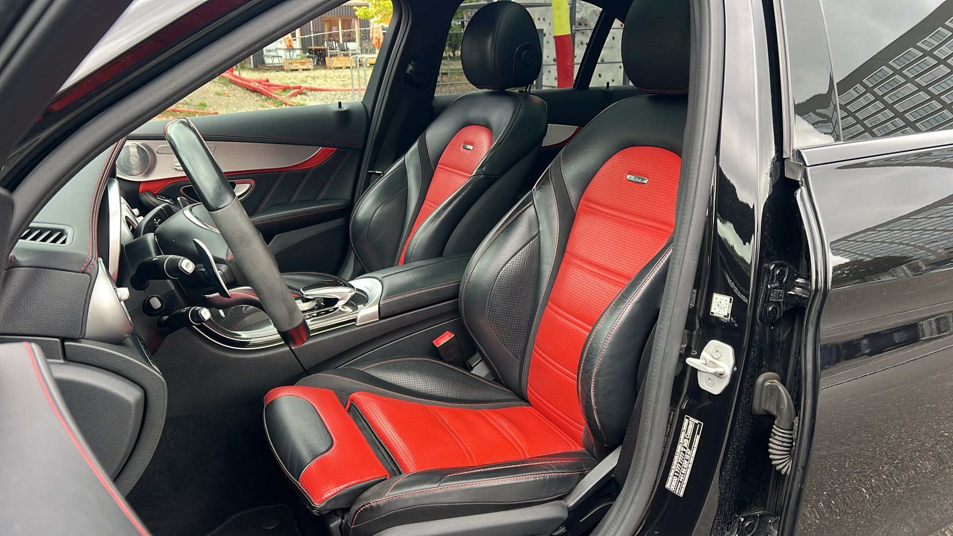 MERCEDES-BENZ C 63 S AMG Speedshift-image-10