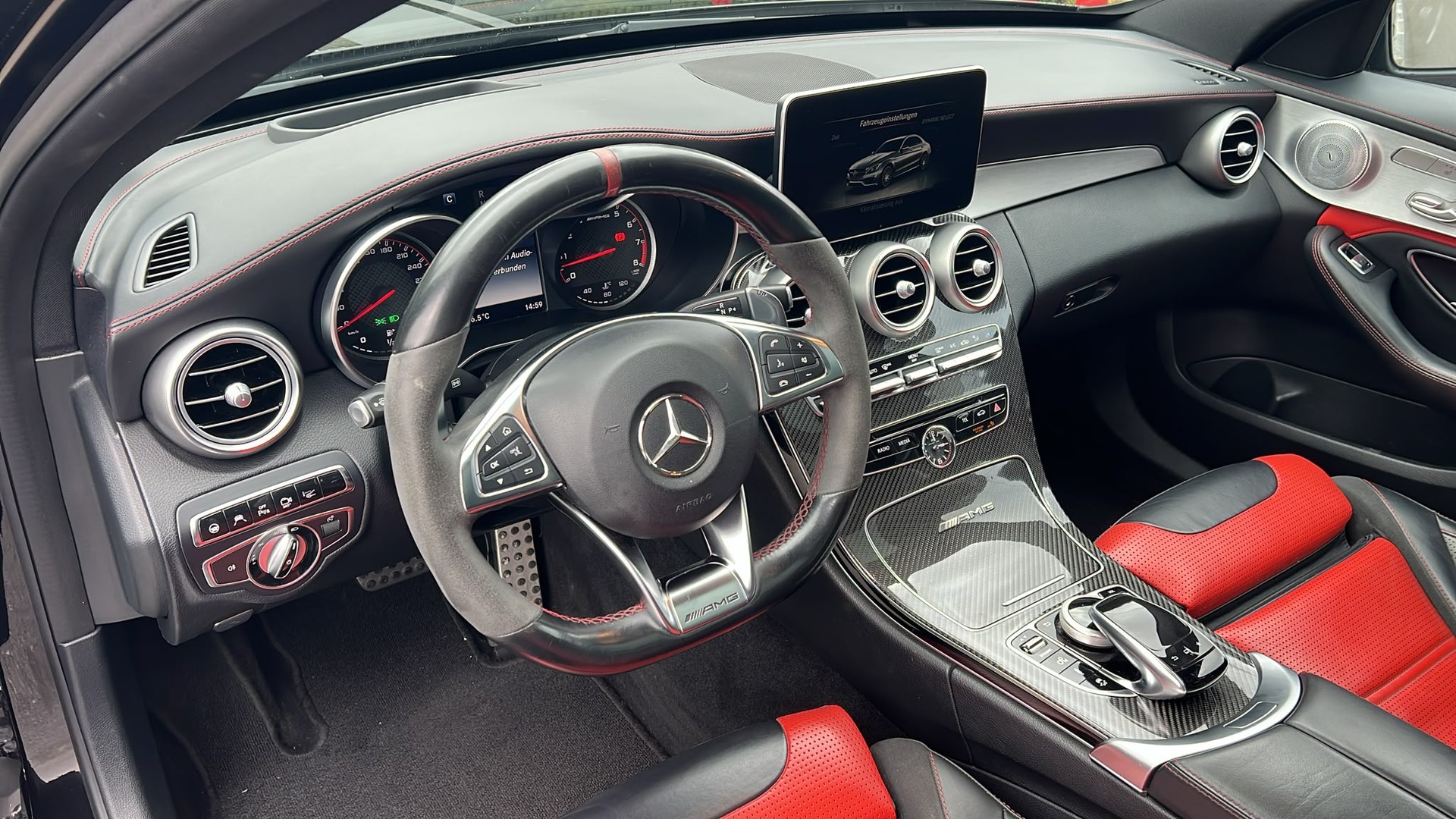 MERCEDES-BENZ C 63 S AMG Speedshift-image-9