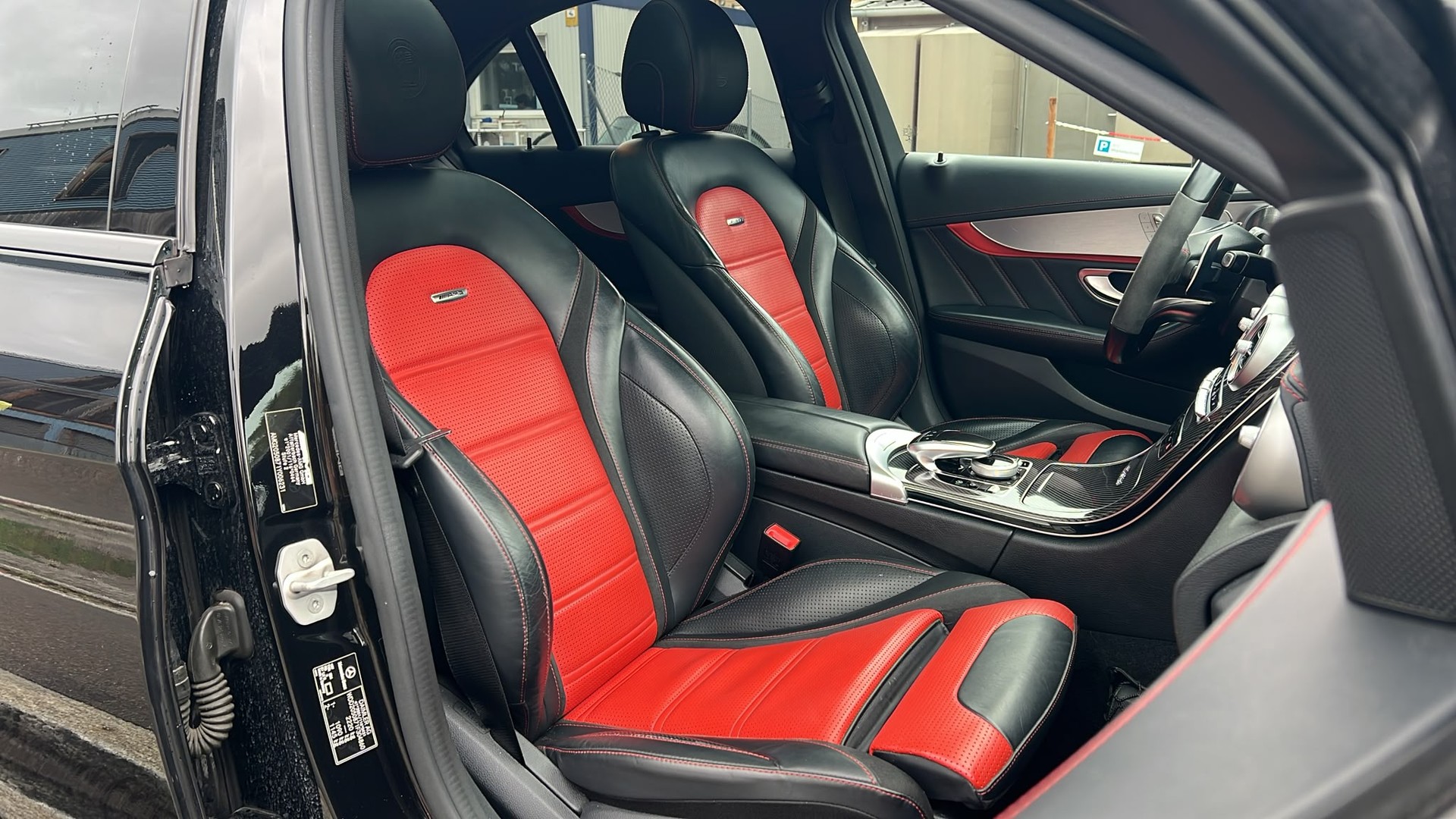 MERCEDES-BENZ C 63 S AMG Speedshift-image-13